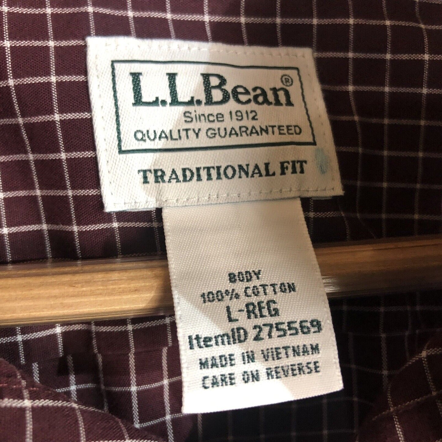 L.L. Bean Shirt Men’s Size Large Maroon & White Long Sleeve Button Down (Plaid)