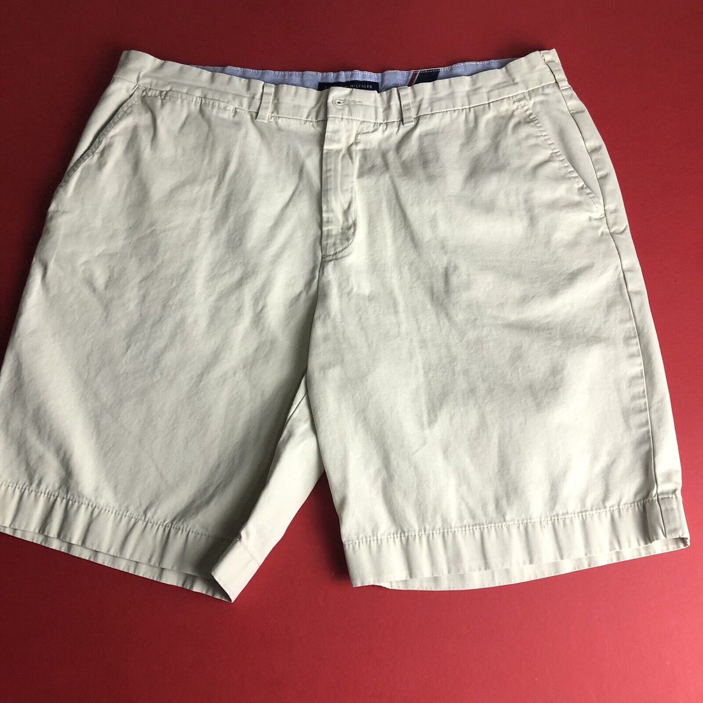 Tommy Hilfiger TH Short Classic Fit Mens Size 40 Color Khaki. 1221300