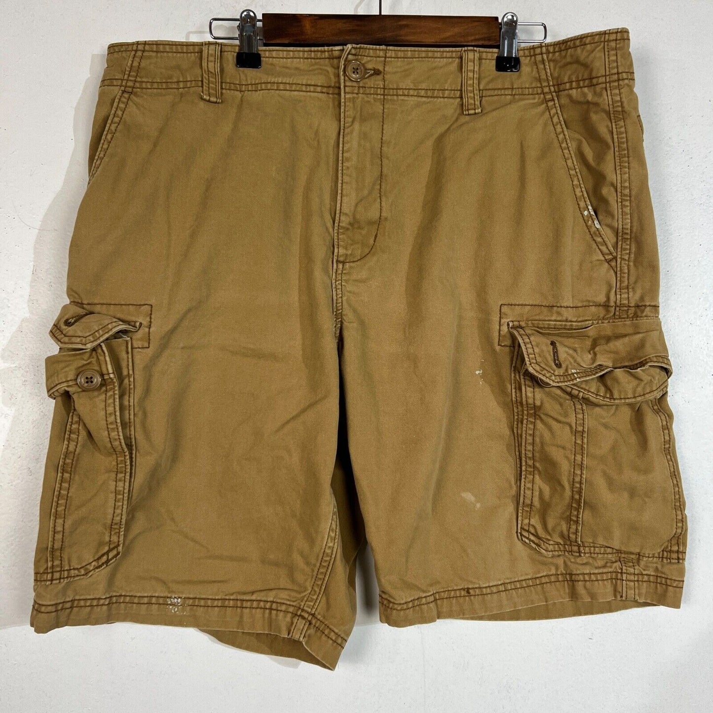 Old Navy Shorts Men's Size 38 Color Beige Cargo Heavyweight