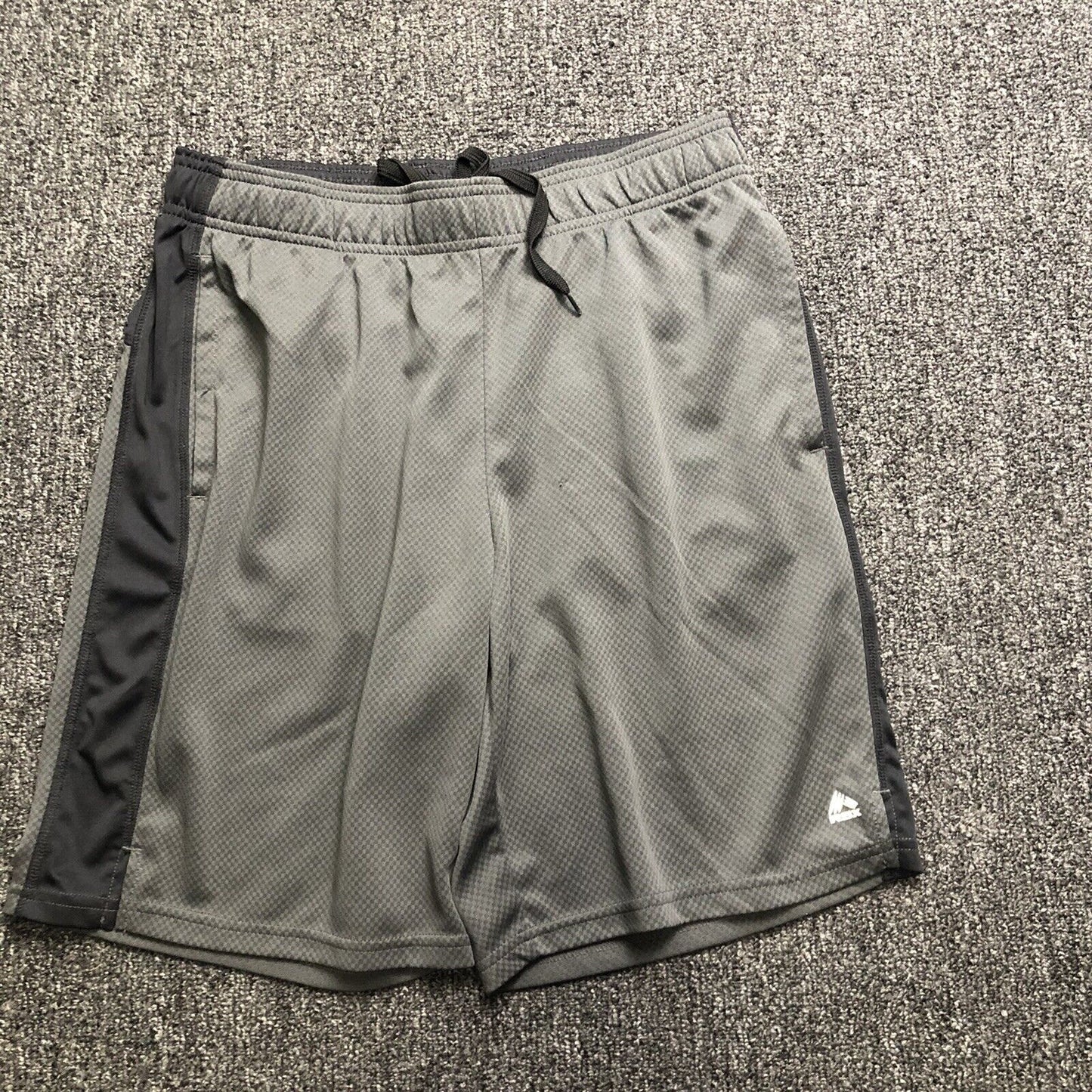 RBX Basketball Shorts Mens Size Medium Color Gray/Black. 1108200
