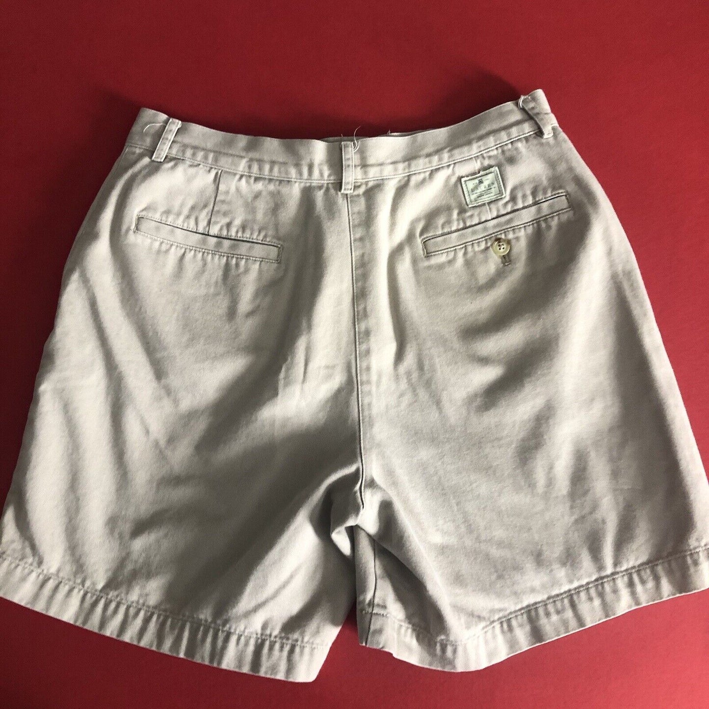 Lauren Ralph Lauren Shorts Womens Size 8 Color Khaki. 0421