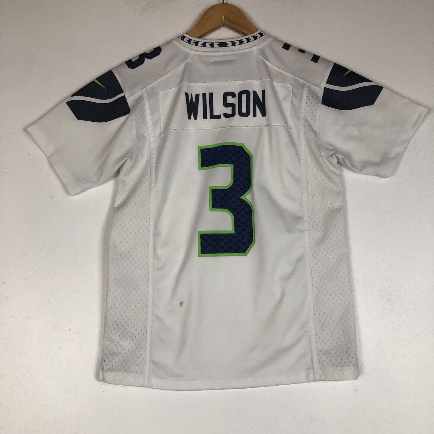 Nike NFL Seahawks Jersey Unisex Youth M White Short Sleeve Lightweight Pre-Owned