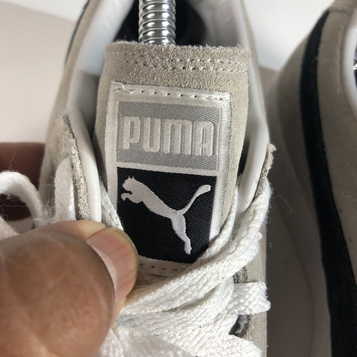 Mens Suede Puma Shoes men’s Size 7.5 Color Gray