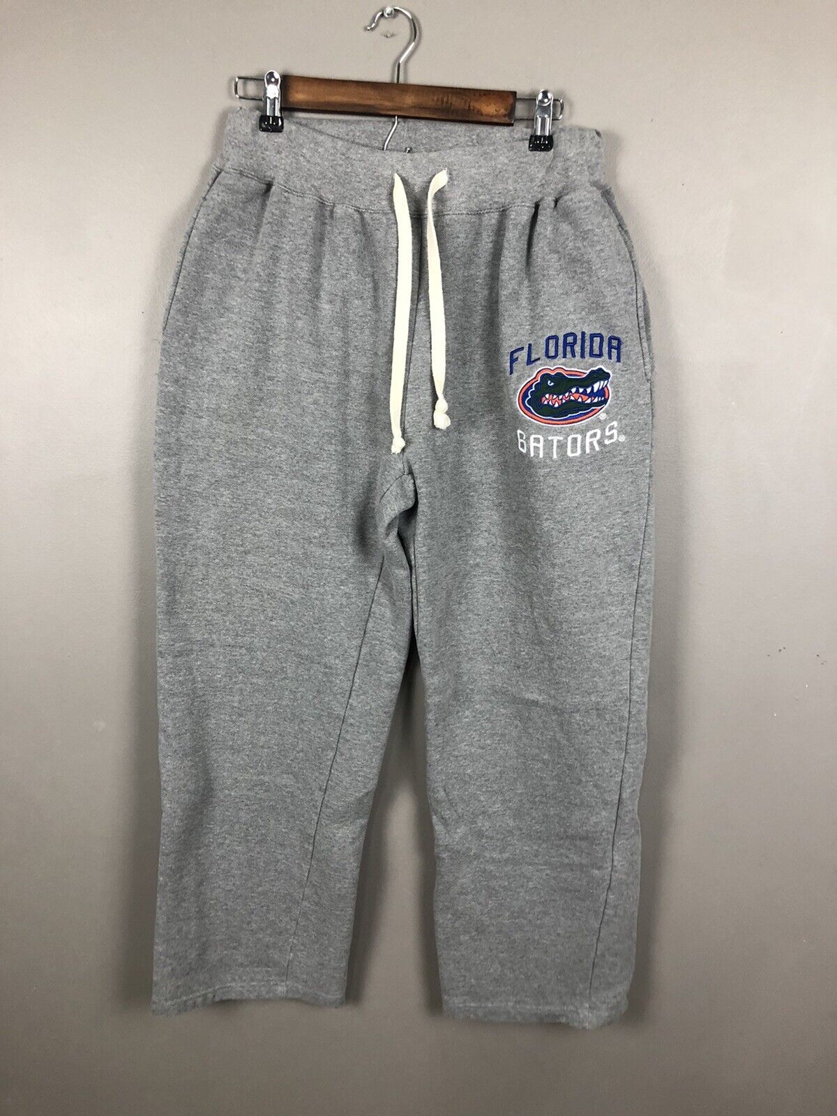 Stadium Athletics Florida Gators Women’s Large Embroidered Grey Athletic