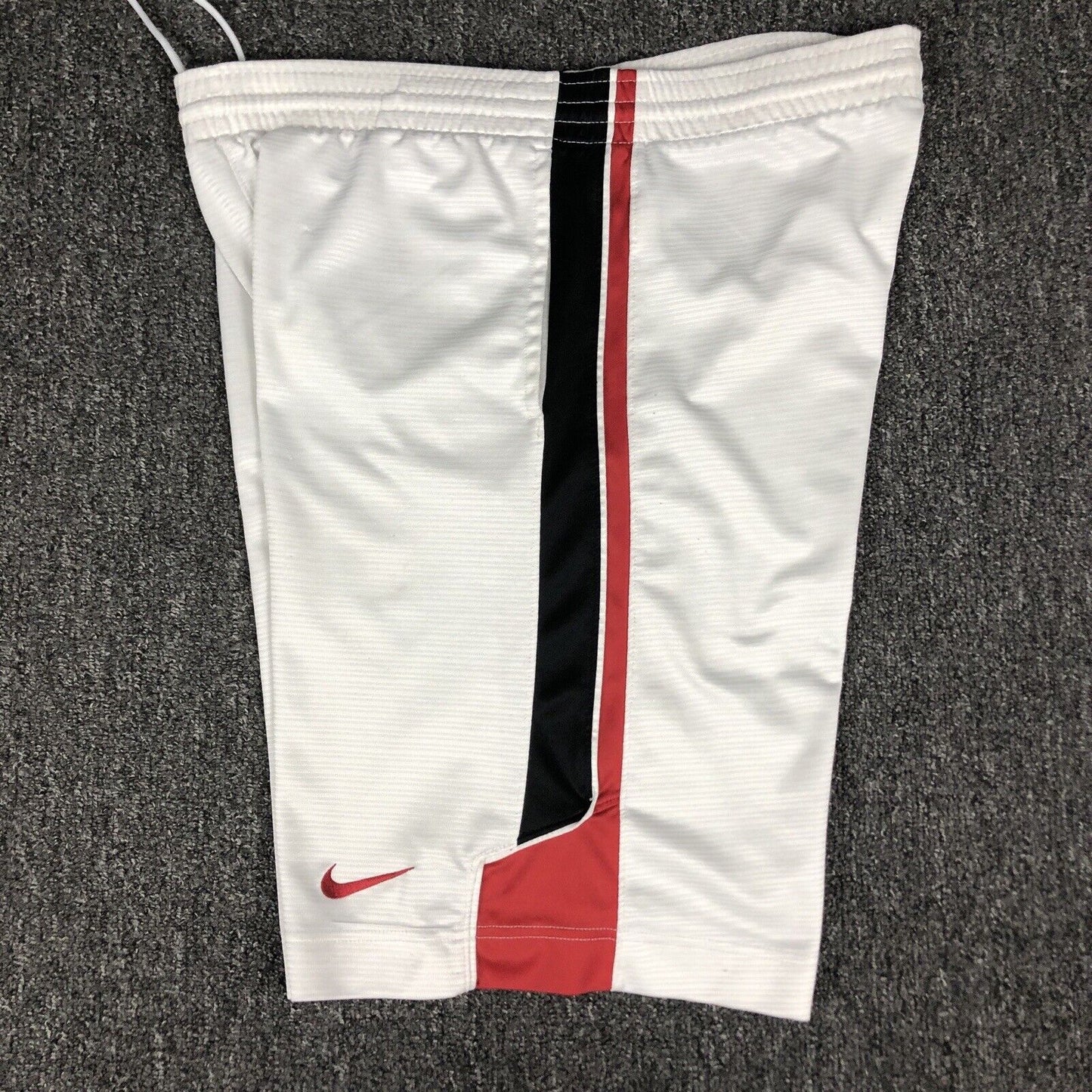 Vintage Nike Basketball Shorts Men’s Size Medium Multicolor (Fits Like A Large)