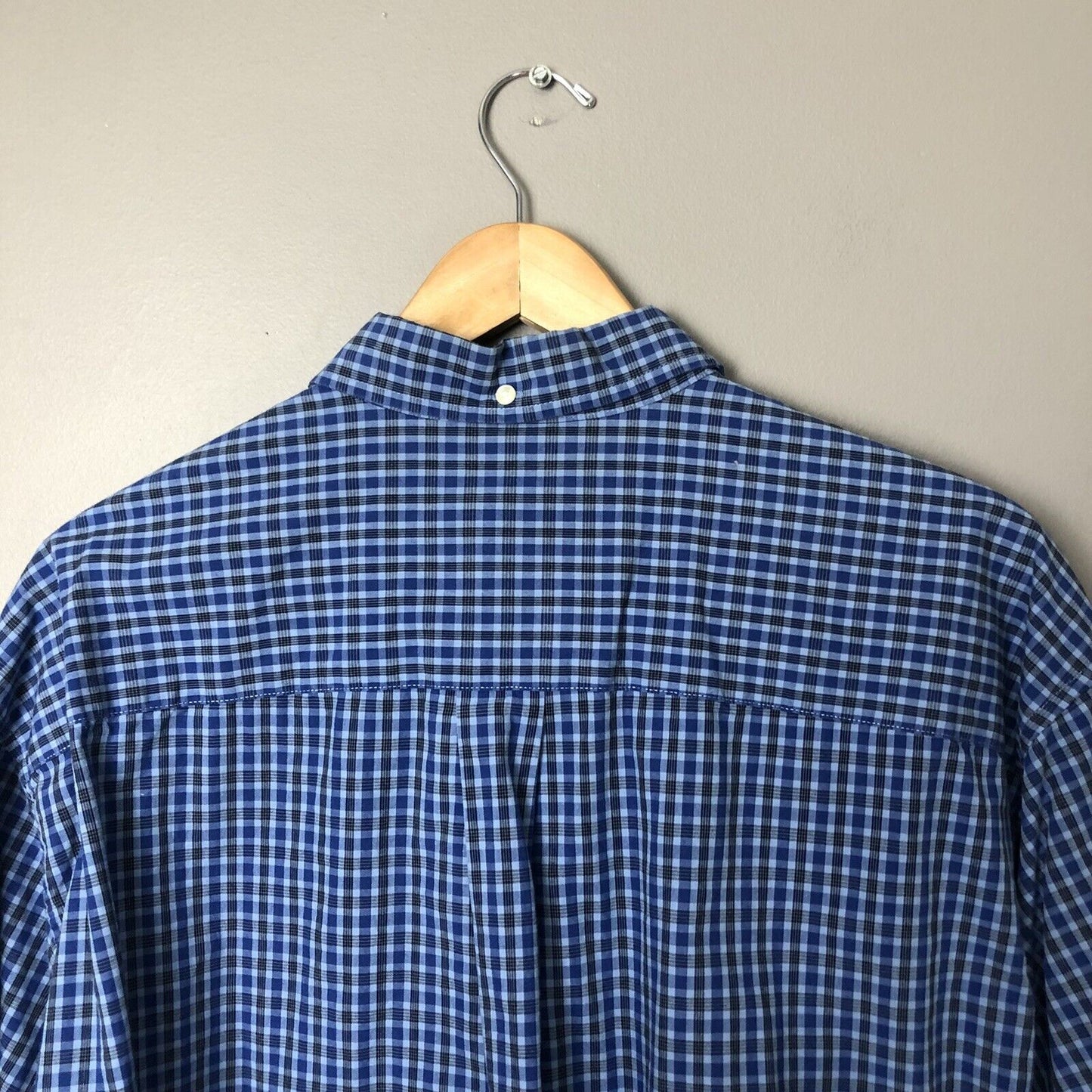 Eddie Bauer Men’s Button Up Shirt Size L Blue Long Sleeve Casual