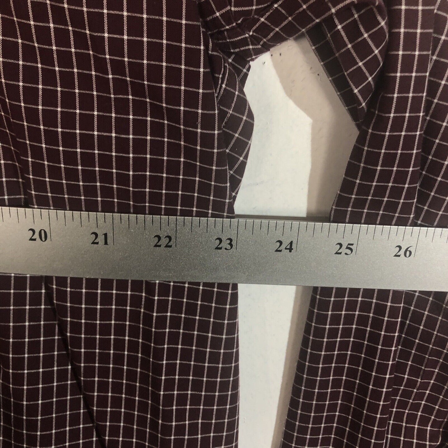 L.L. Bean Shirt Men’s Size Large Maroon & White Long Sleeve Button Down (Plaid)