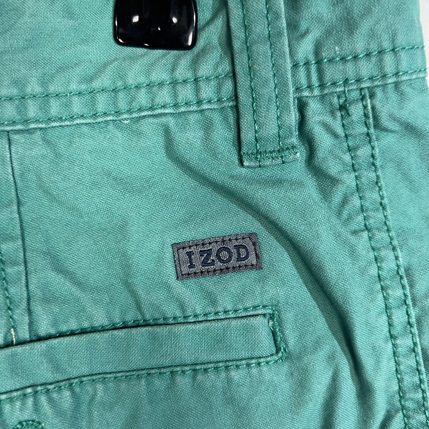 Izod Men’s Seaside Poplin Chino Short Size 30w Color Green (Pre Owned)