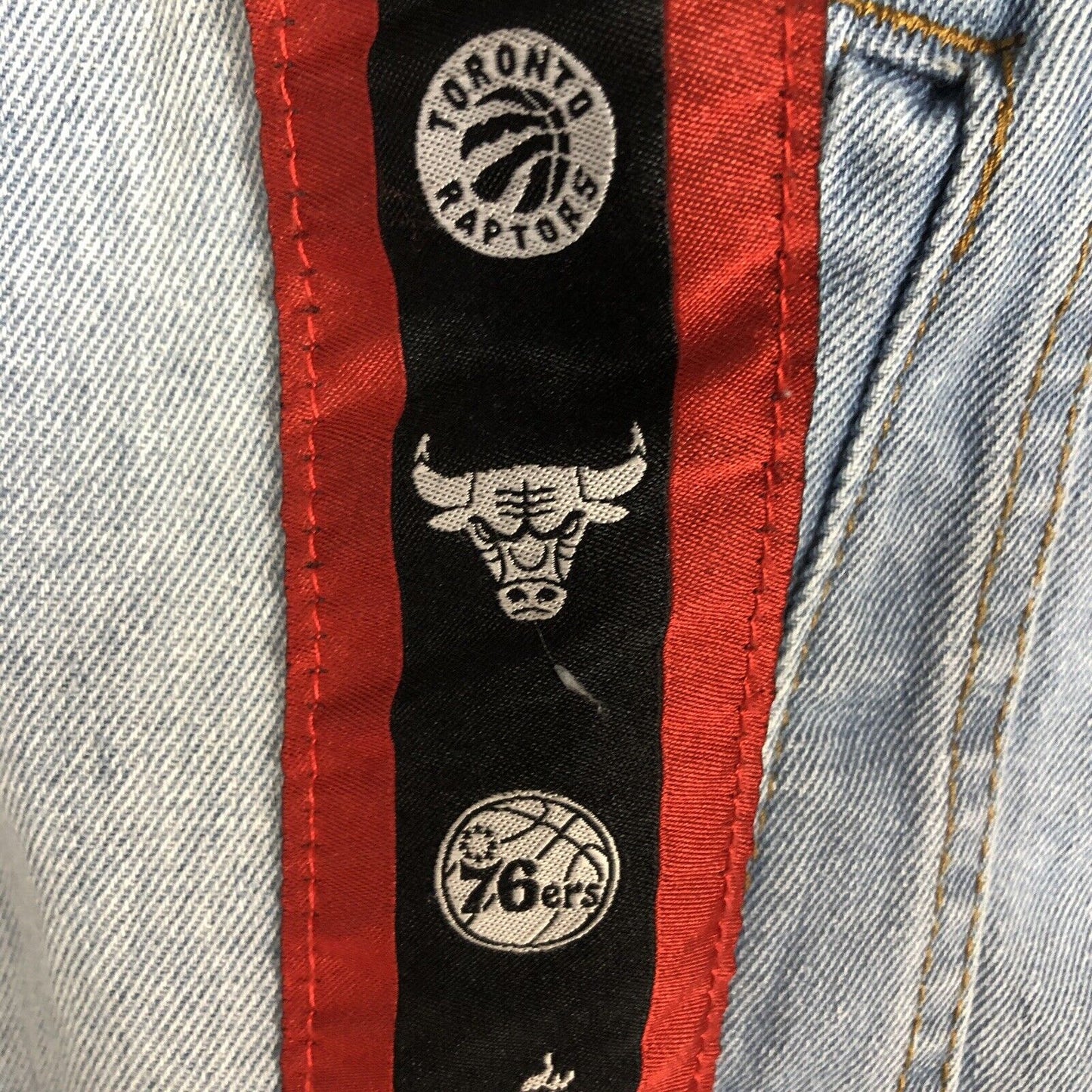 NBA Jean Jacket Men’s Size Large Multicolor (38 Logos On Jacket) Heavyweight