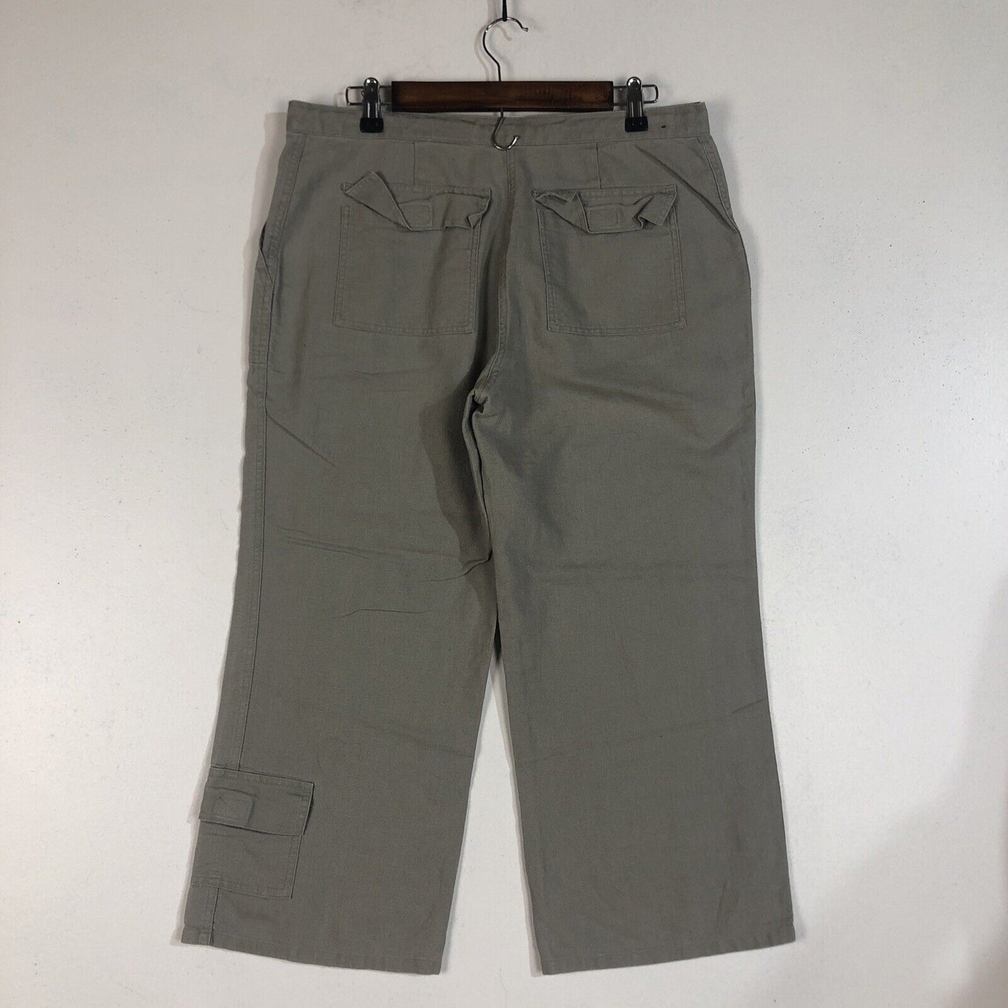 Eddie Bauer Linen Capri Pants Women’s Size 10 Color Beige