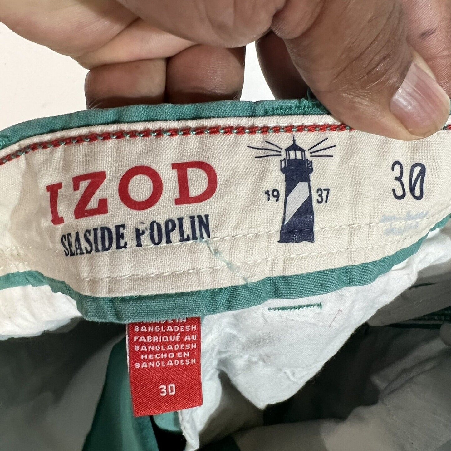 Izod Men’s Seaside Poplin Chino Short Size 30w Color Green (Pre Owned)
