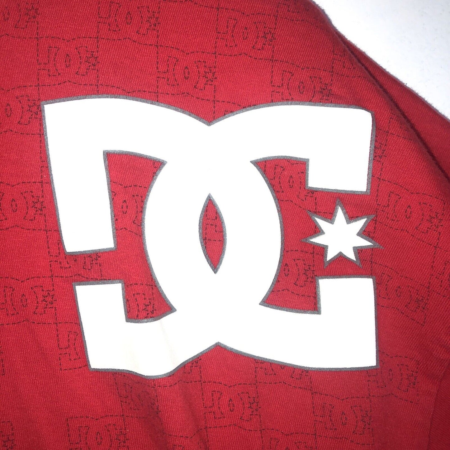 Vintage DC T Shirt Men's Size Large Color Red And White (Short Sleeve)