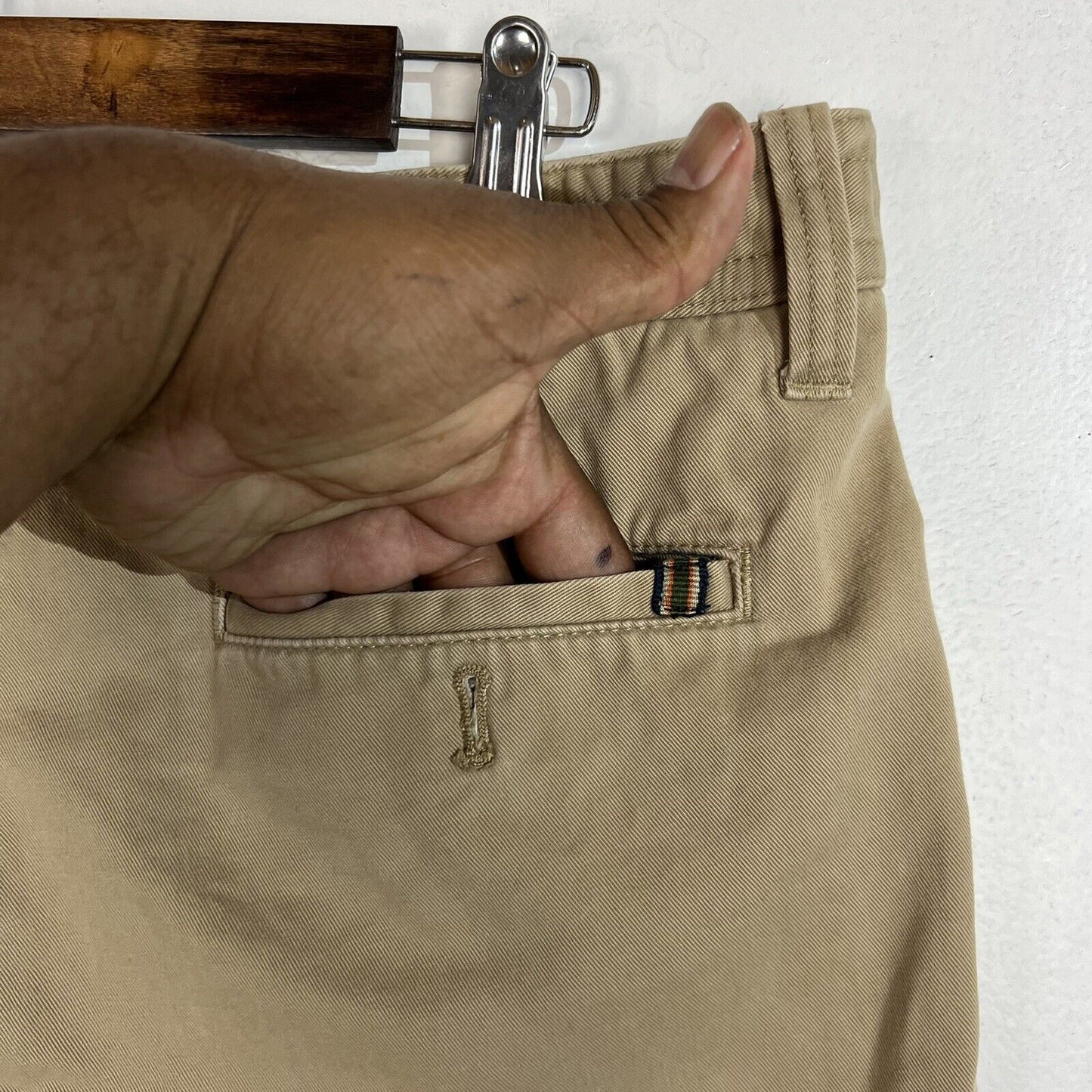 Eddie Bauer Men’s Chino Shorts Size 34 Tall Beige (Pre Owned)