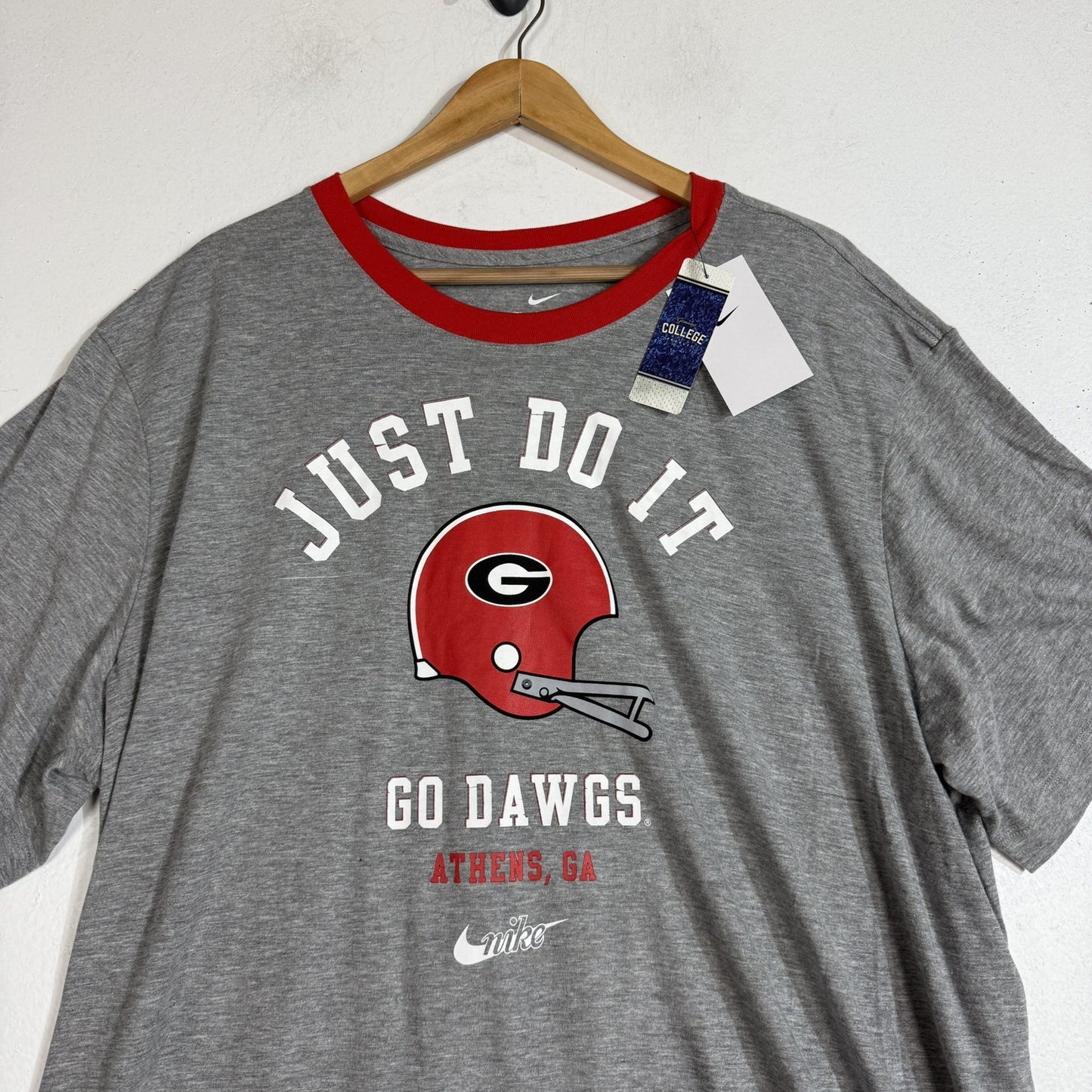 Nike Georgia Bulldogs T-Shirt Men’s XXL Multicolor Short Sleeve