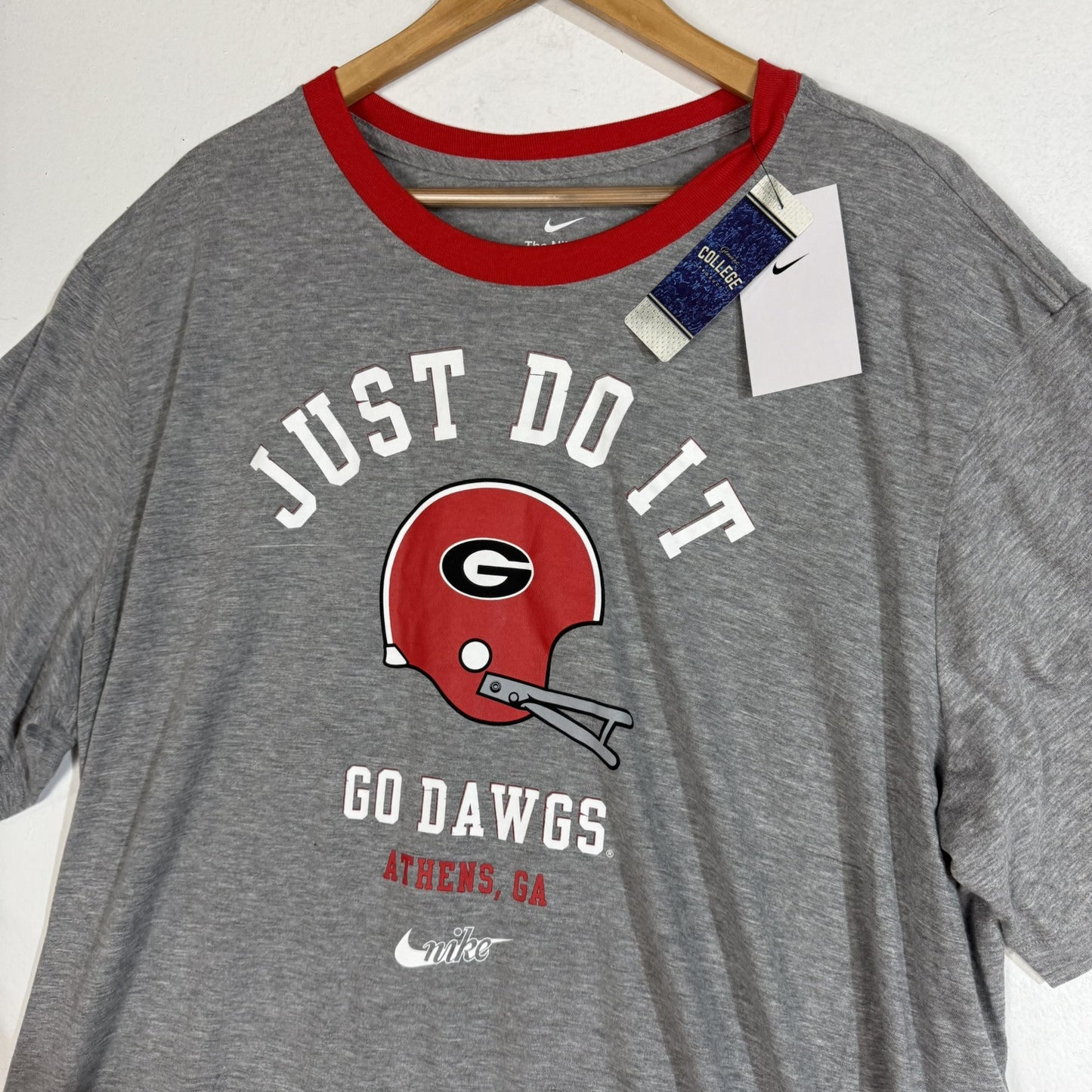 Nike Georgia Bulldogs T-Shirt Men’s XXL Multicolor Short Sleeve