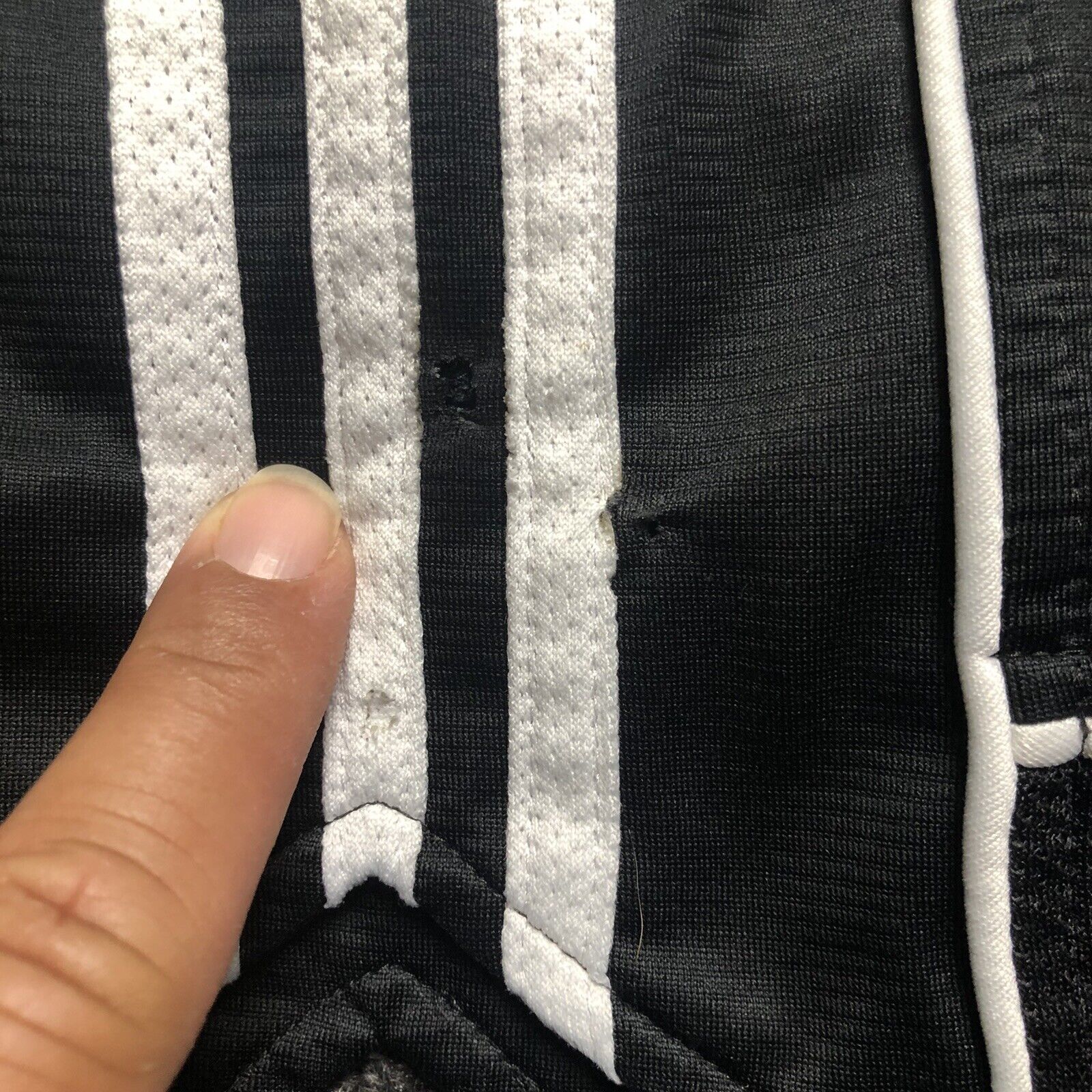 Adidas Shorts Mens Size Large Color Black/White. 1307200