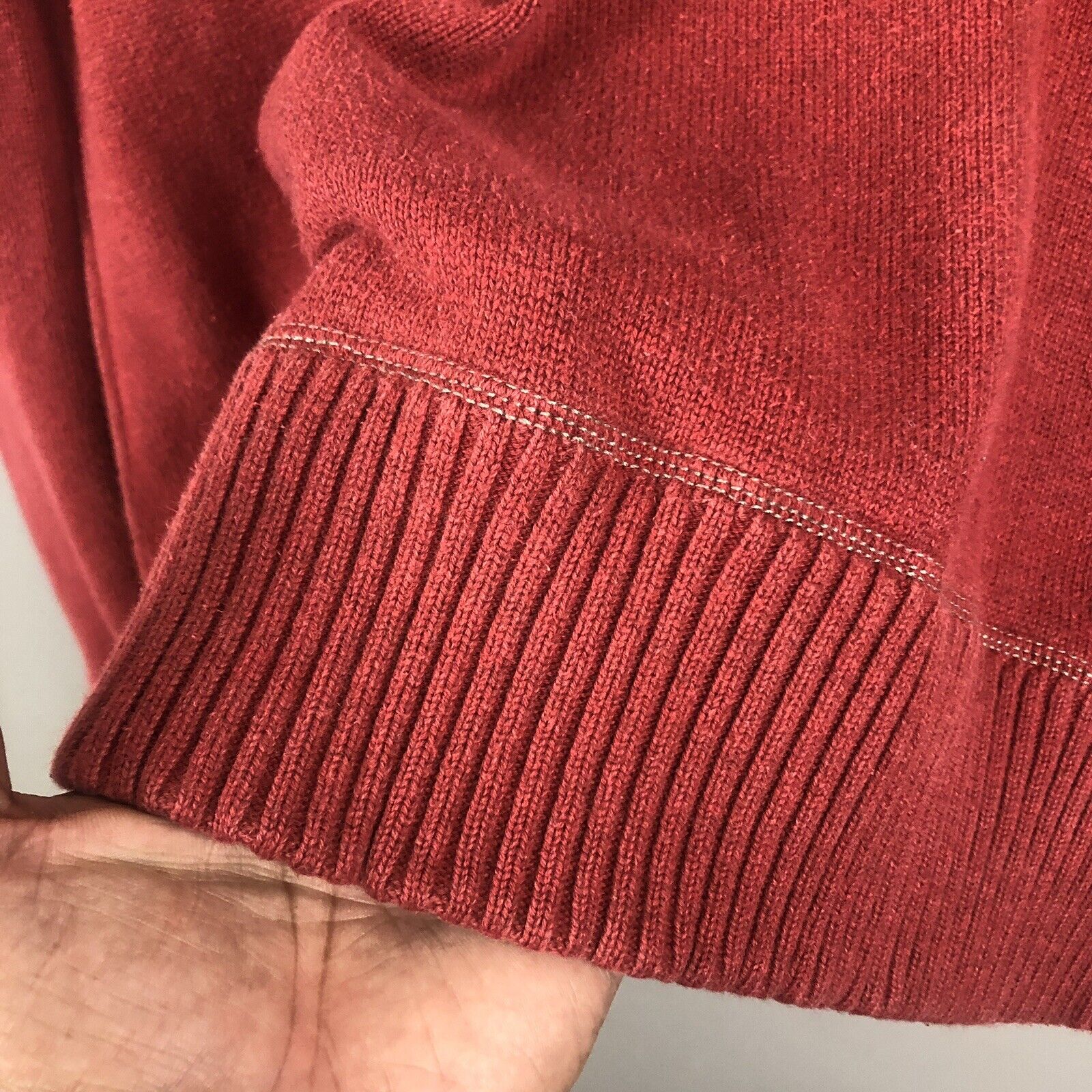 American Eagle Men’s Sweater Size Medium Red Long Sleeve Pullover