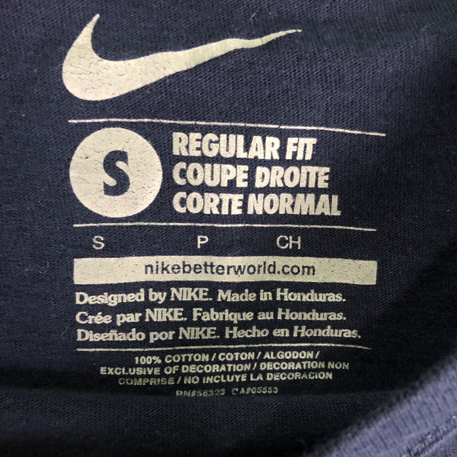 Nike Men’s Short Sleeve Tshirt Size Small Multicolor