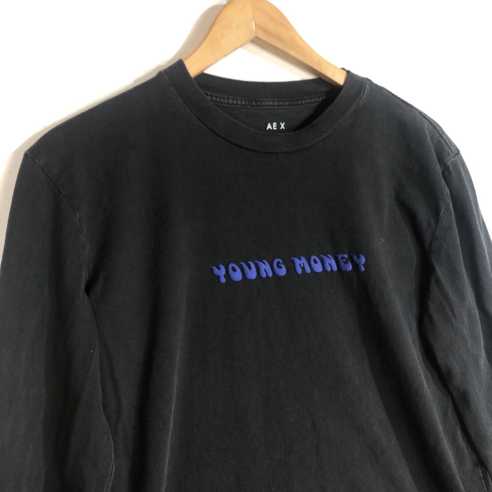 American Eagle Young Money T-shirt Men’s Size Small Multicolor Long Sleeve