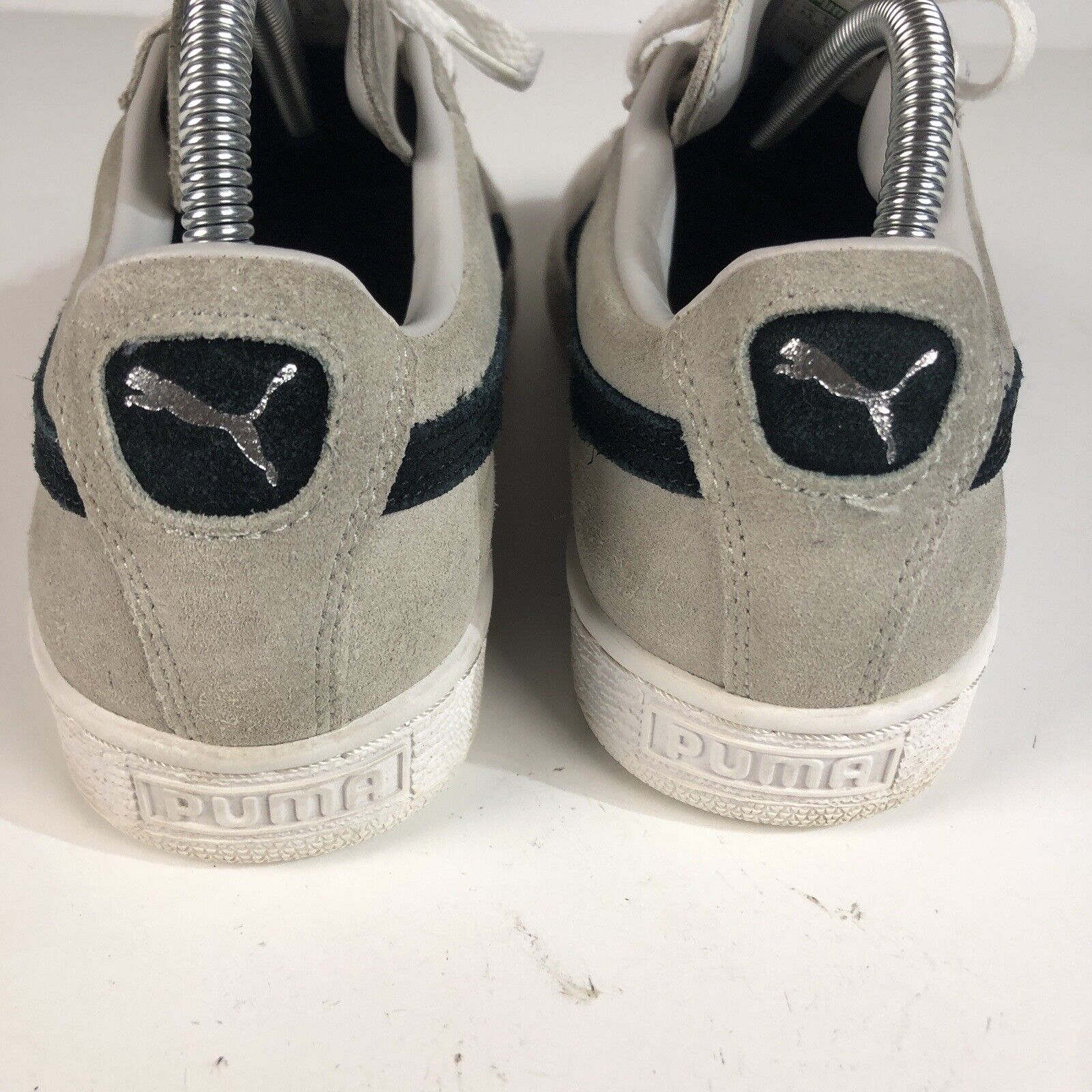 Mens Suede Puma Shoes men’s Size 7.5 Color Gray