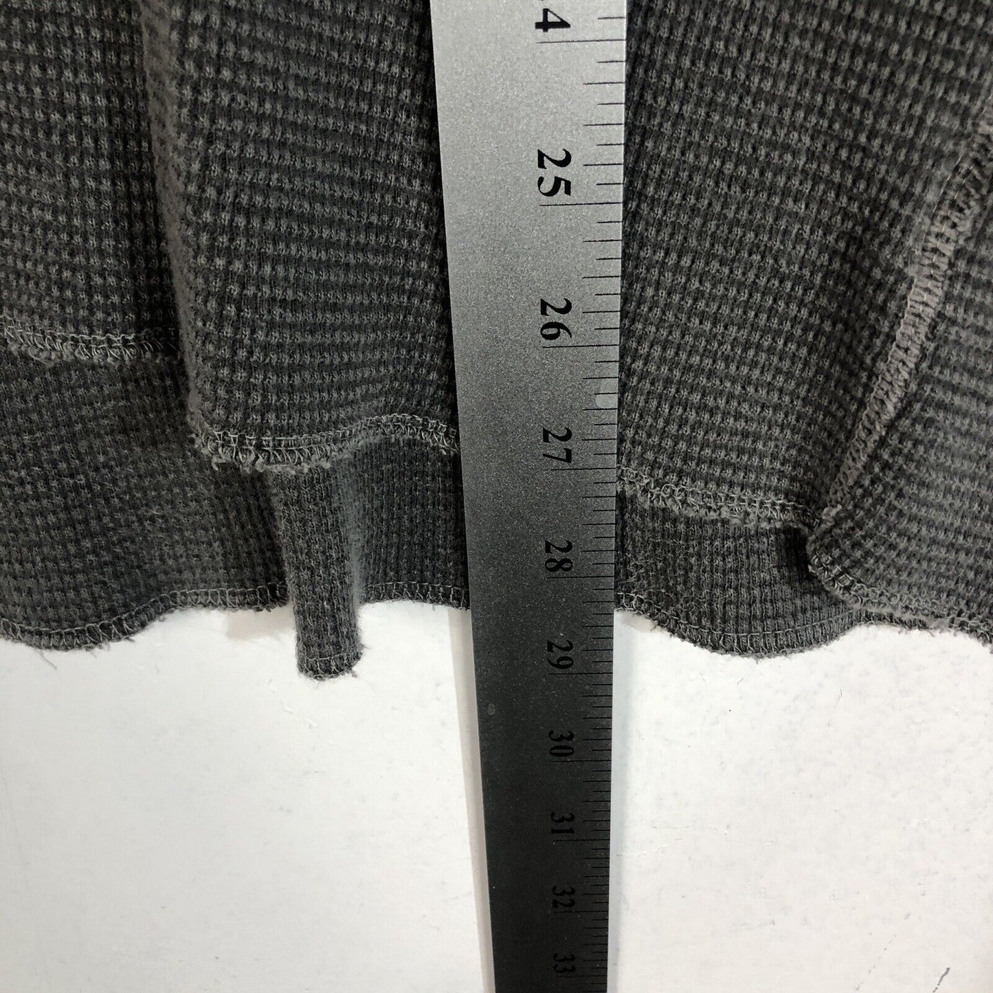 American Eagle Pullover Shirt Men’s Size XL Color Gray Long Sleeve Graphic Print