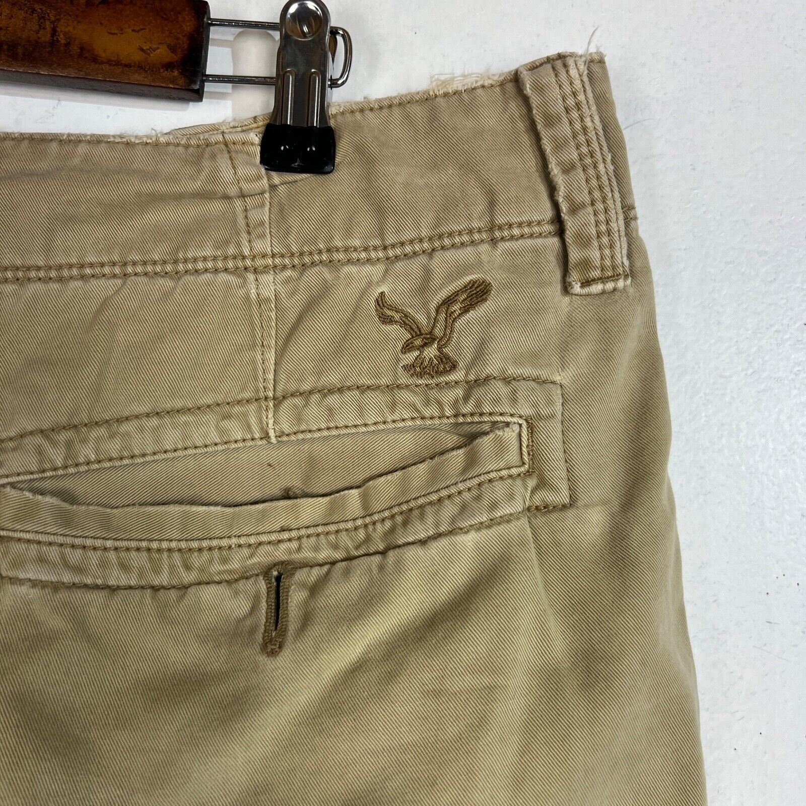 American Eagle Longer Length Mens Cargo Shorts Size 34 Beige PreOwned