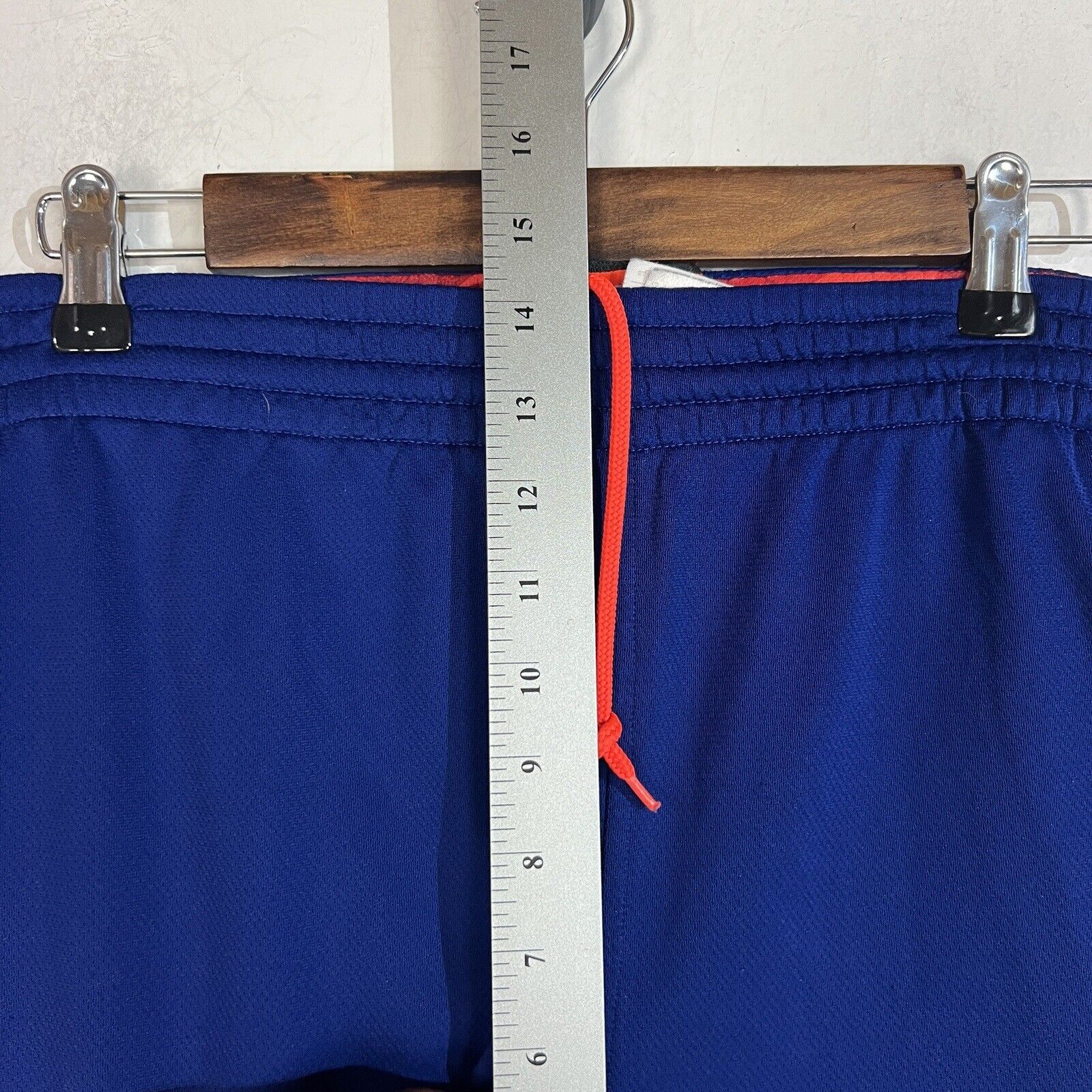 Adidas Basketball Shorts Men’s Size Large Multicolor Lightweight