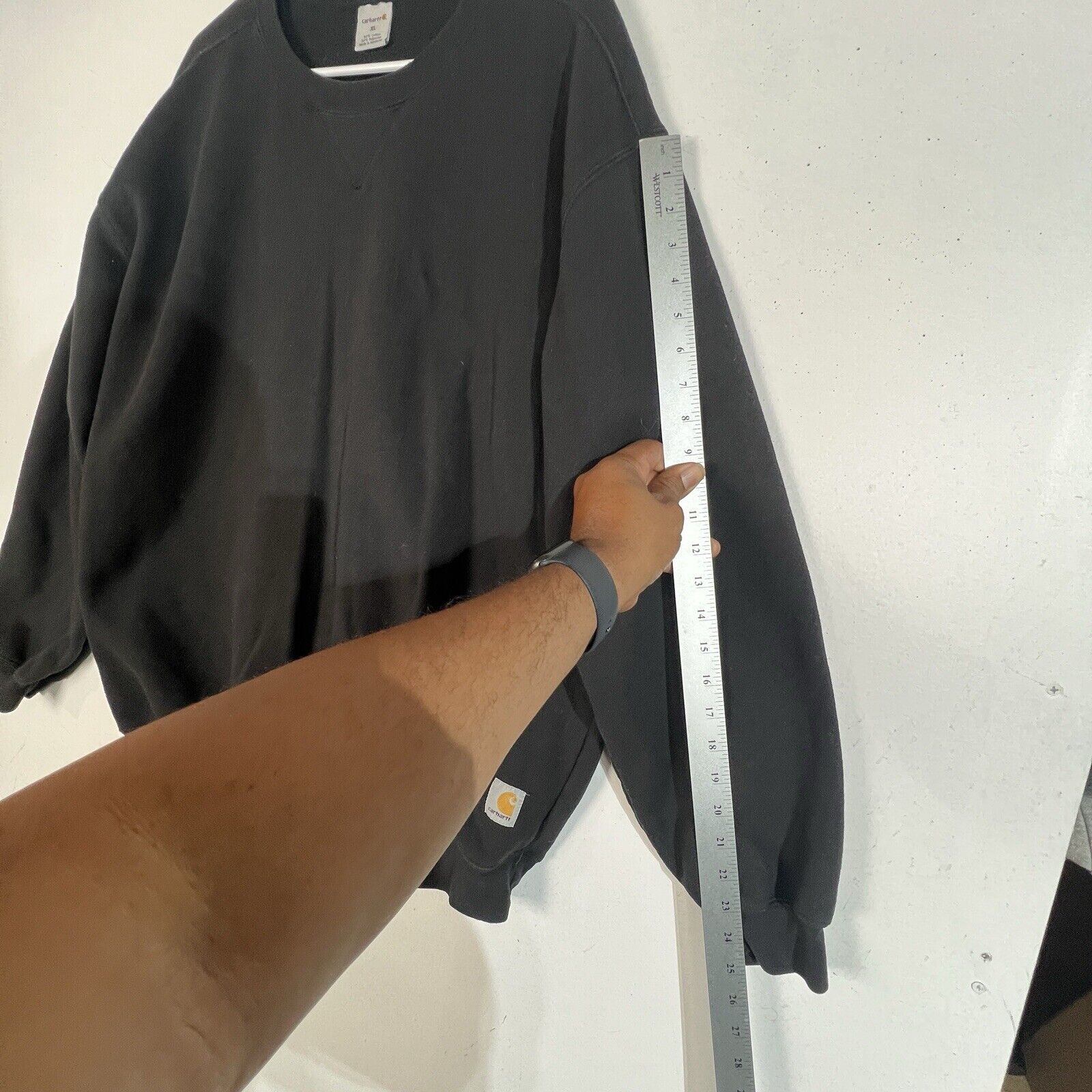 Carhartt Sweatshirt Men’s Size XL Color Black Long Sleeve Heavyweight