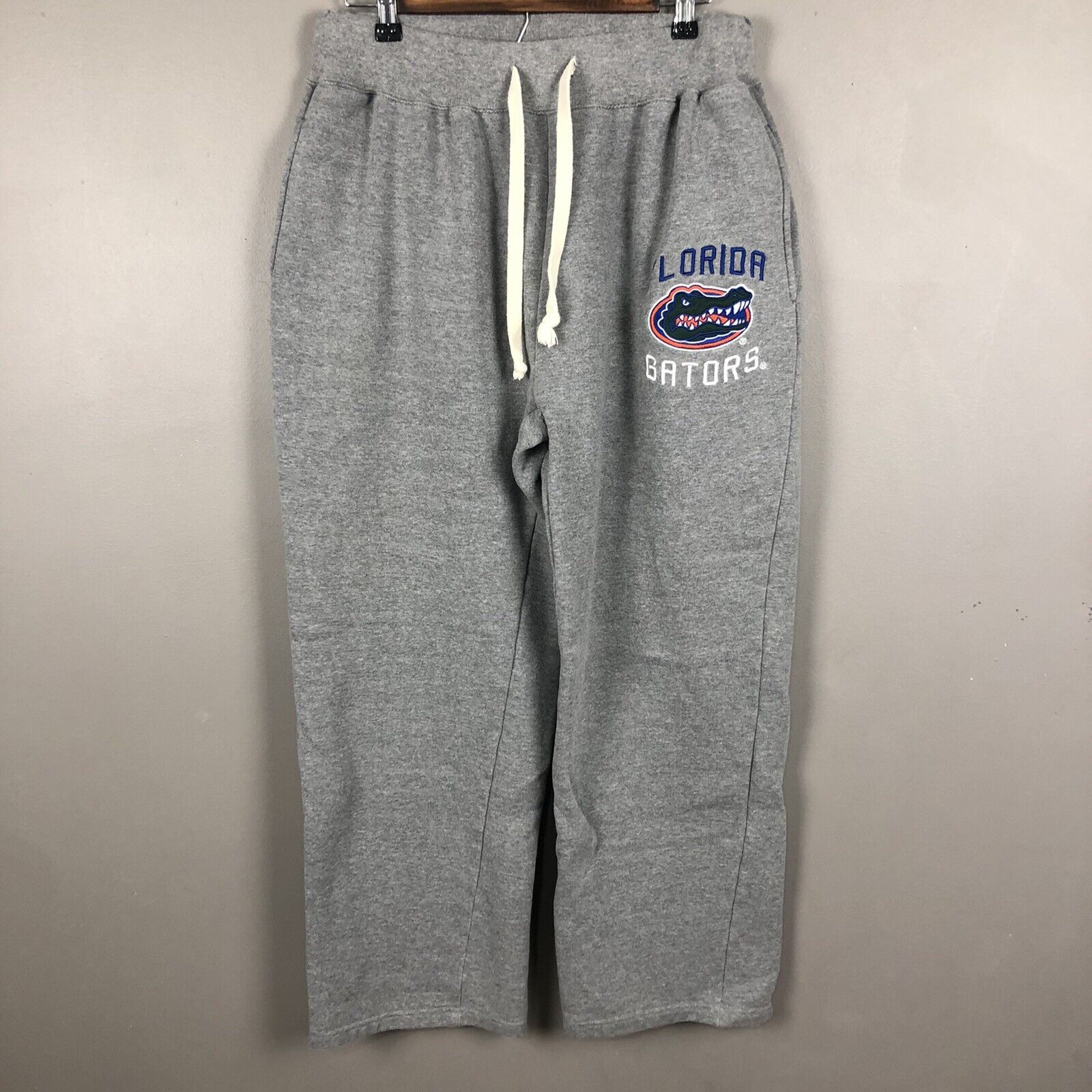 Stadium Athletics Florida Gators Women’s Large Embroidered Grey Athletic