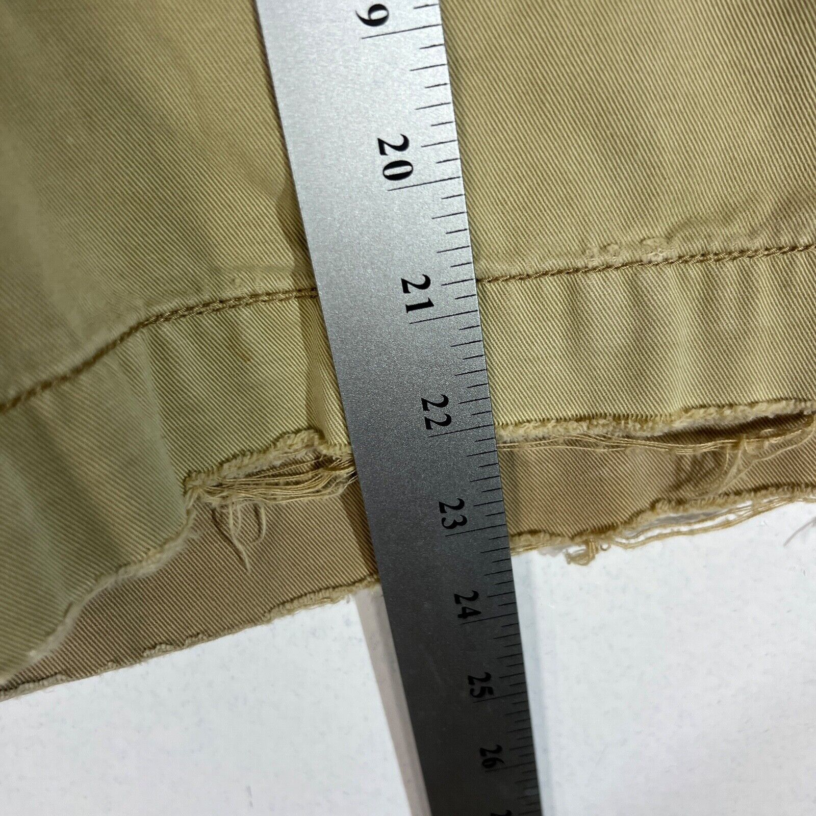 American Eagle Longer Length Mens Cargo Shorts Size 34 Beige PreOwned