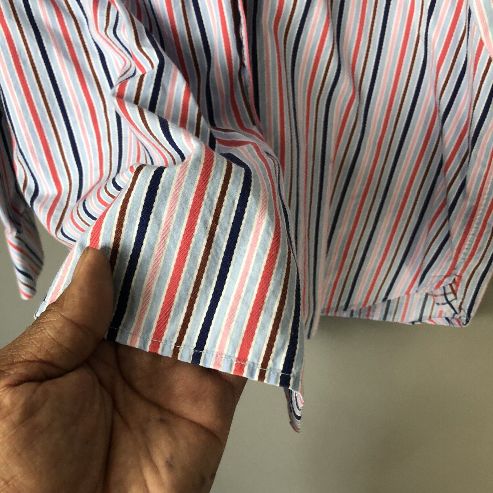 Tommy Hilfiger Men’s Button Up Shirt Size Medium Multicolor Long Sleeve Casual