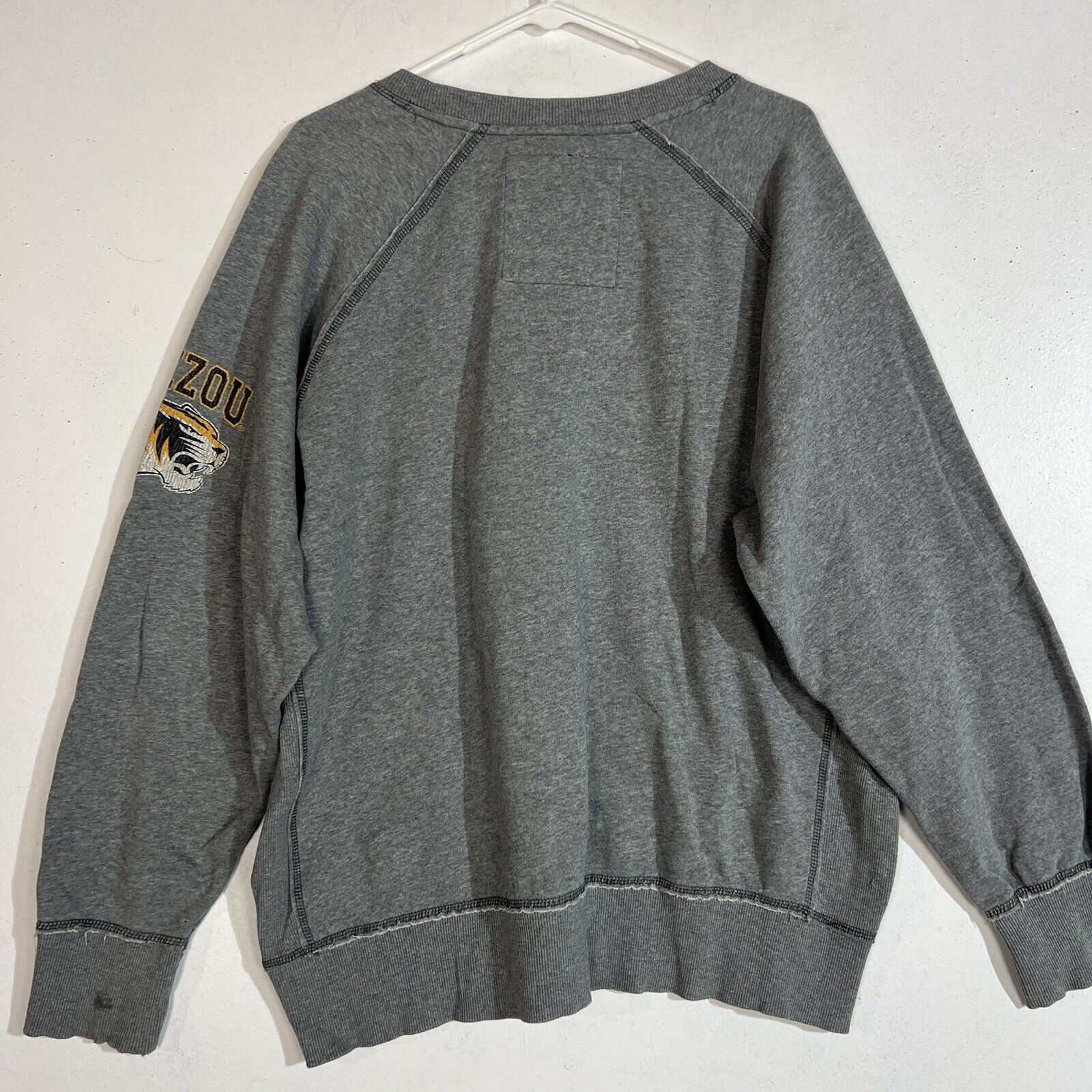 Colosseum Athletics Mizzou Sweatshirt Men’s XL Gray  University Of Missouri