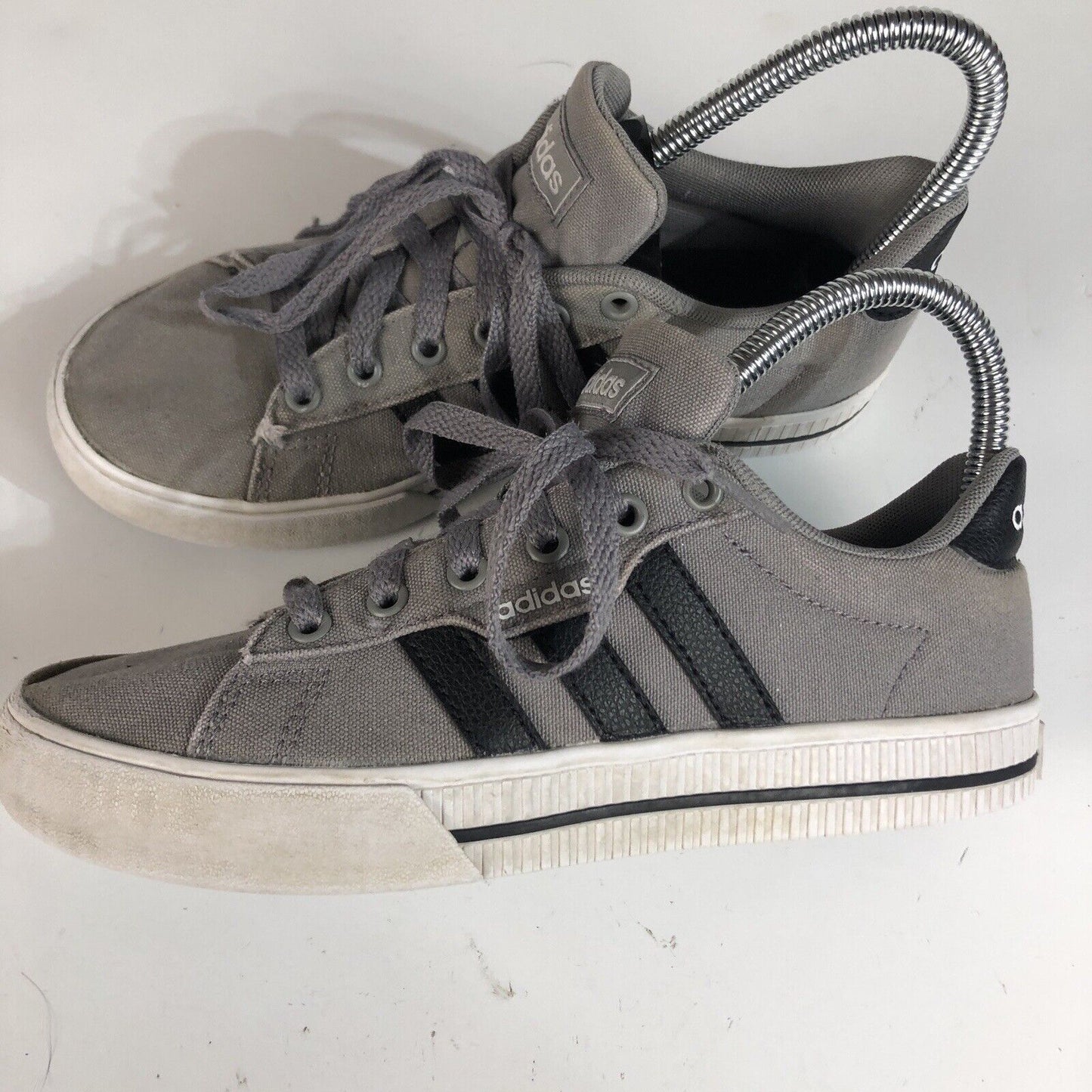 Adidas Sneakers Boy’s Size 4 Color Gray Lace Up
