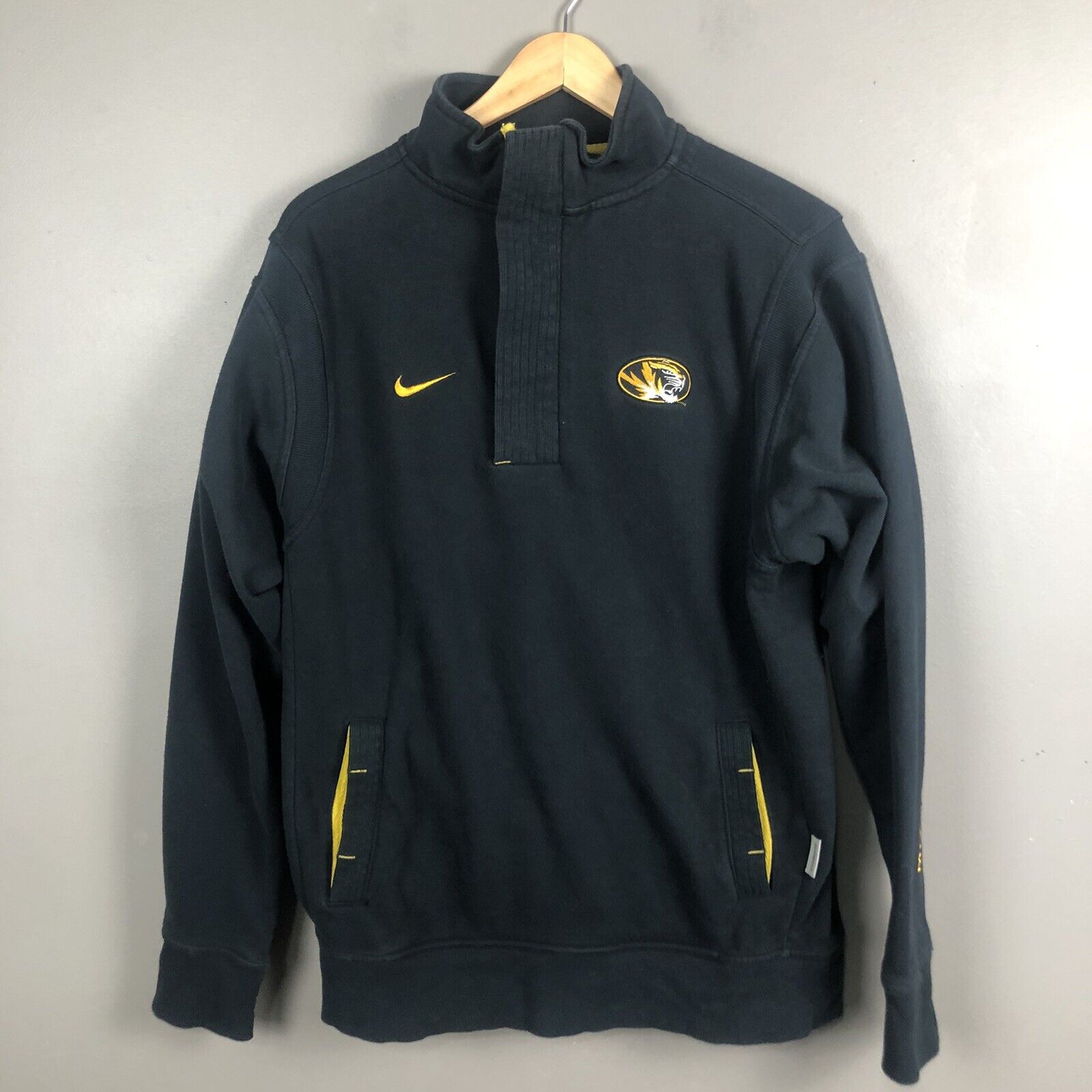 Vintage Mens Team Nike Mizzou Hoodie Size Small Black And Gold Long Sleeve