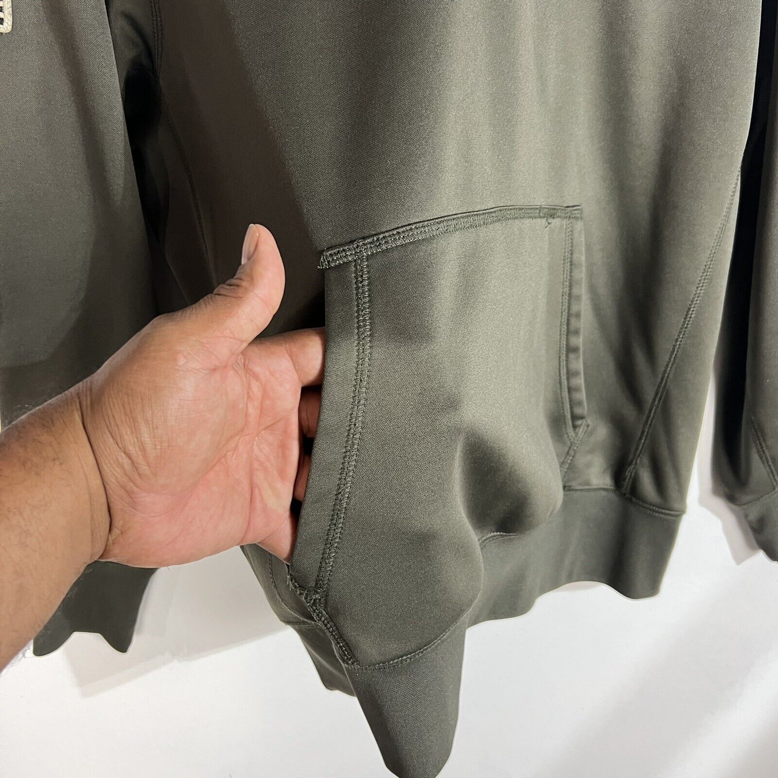Army Performance Men’s Joodie Size Medium Color Green Long Sleeve