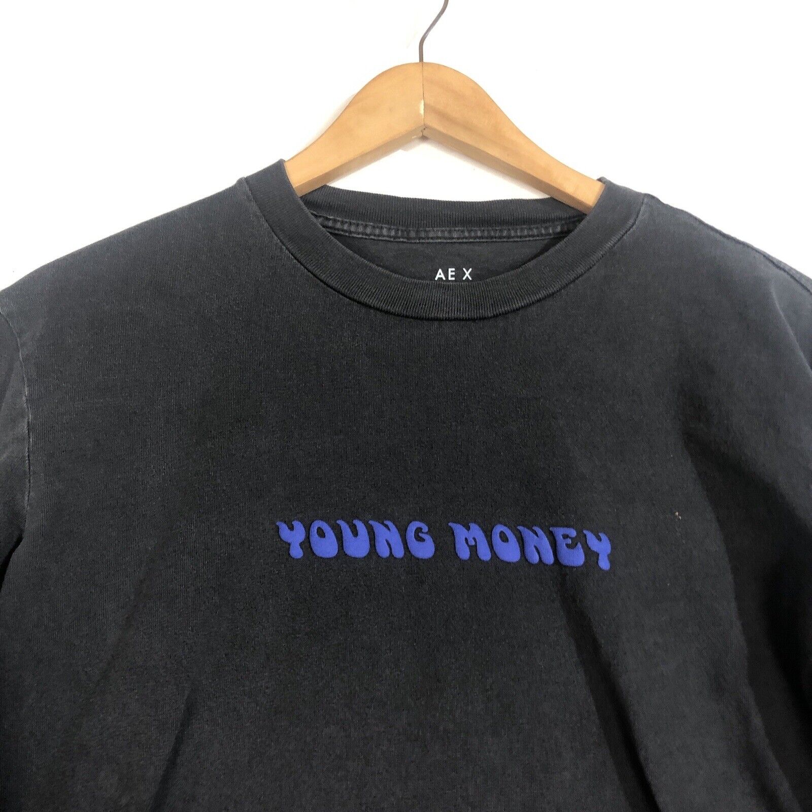 American Eagle Young Money T-shirt Men’s Size Small Multicolor Long Sleeve