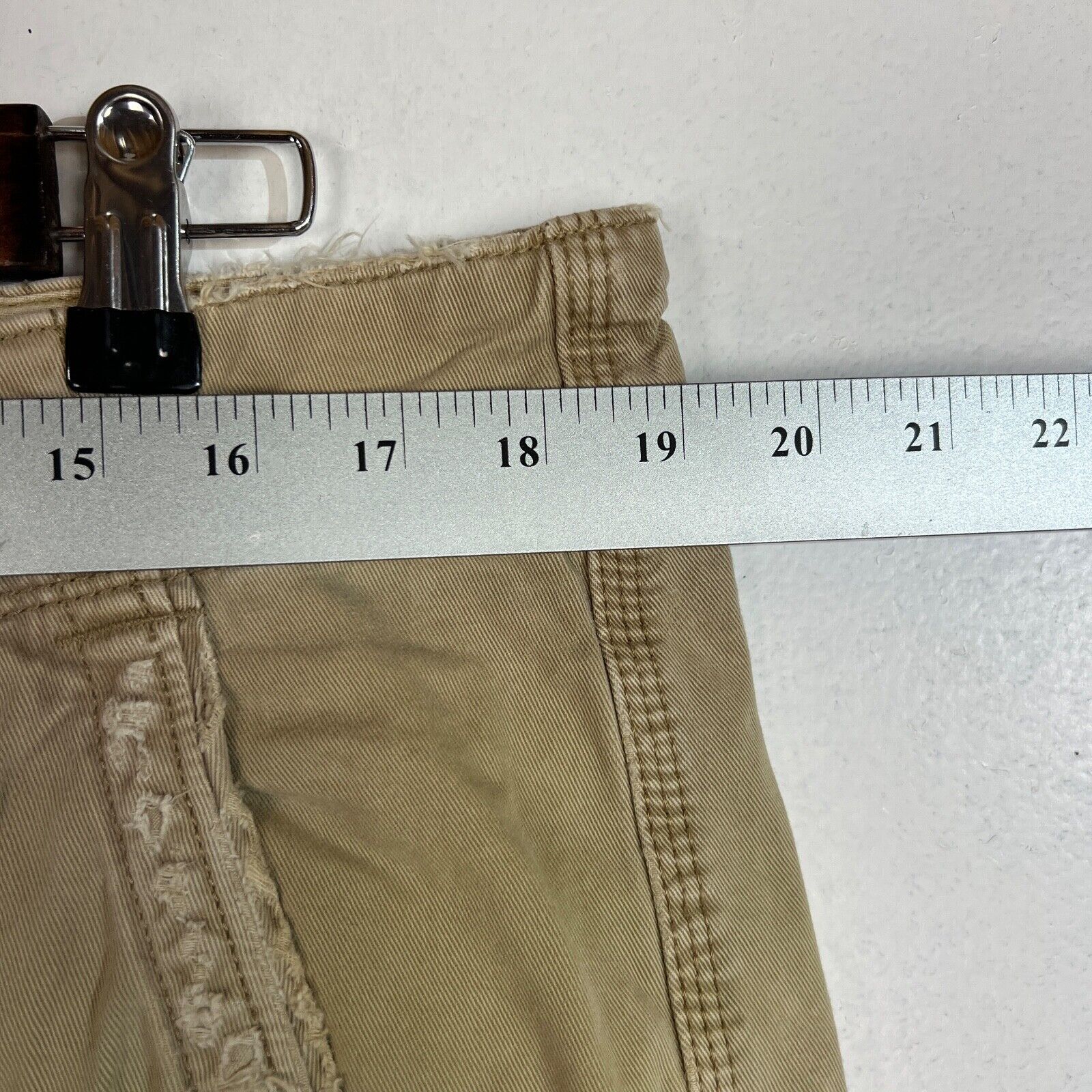 American Eagle Longer Length Mens Cargo Shorts Size 34 Beige PreOwned