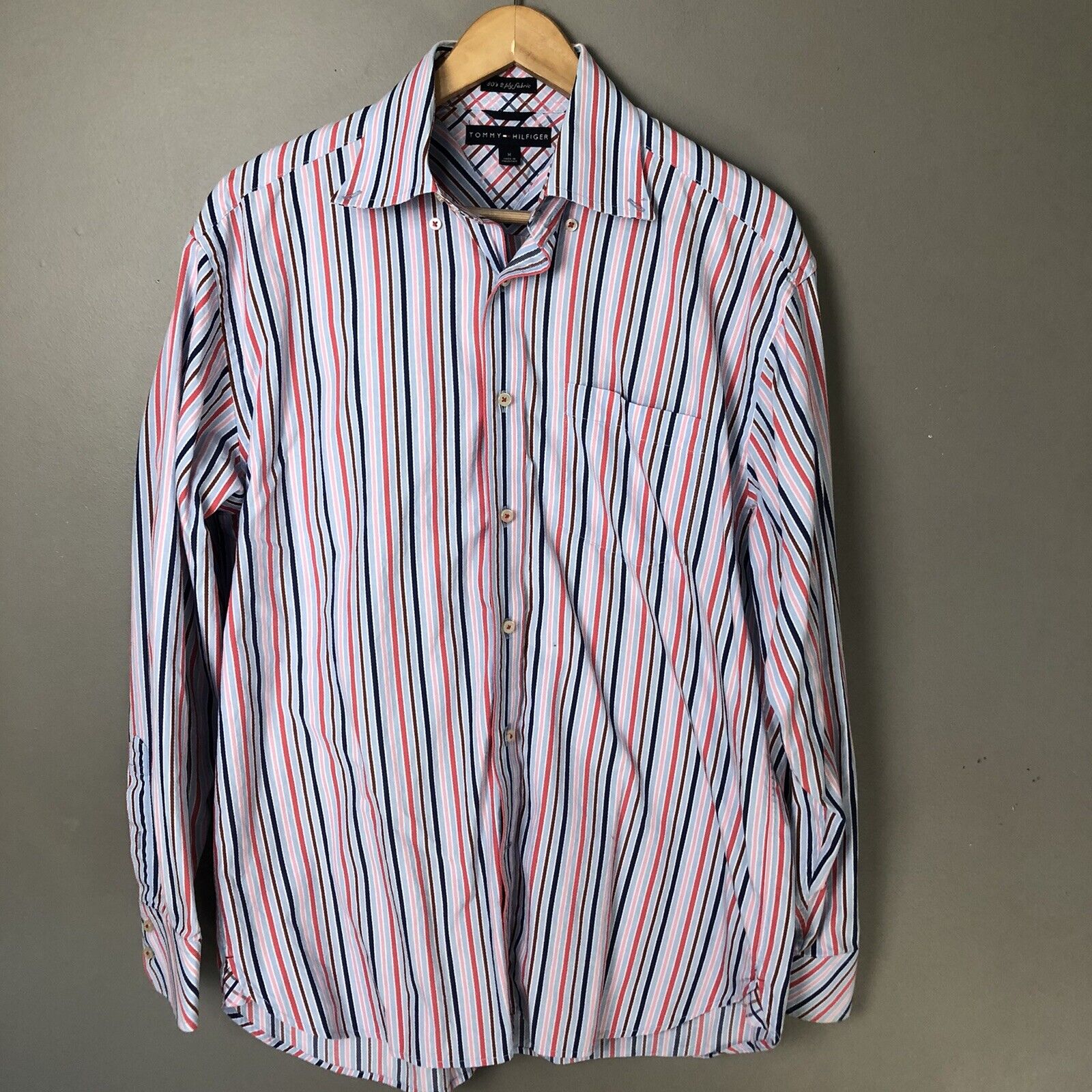 Tommy Hilfiger Men’s Button Up Shirt Size Medium Multicolor Long Sleeve Casual