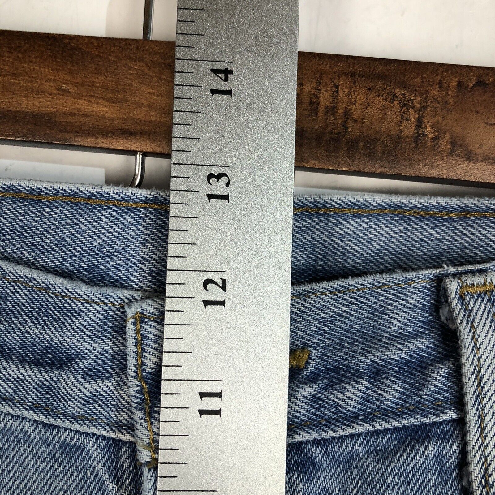 Carhartt Jeans Mens Size 36x30 Color Blue