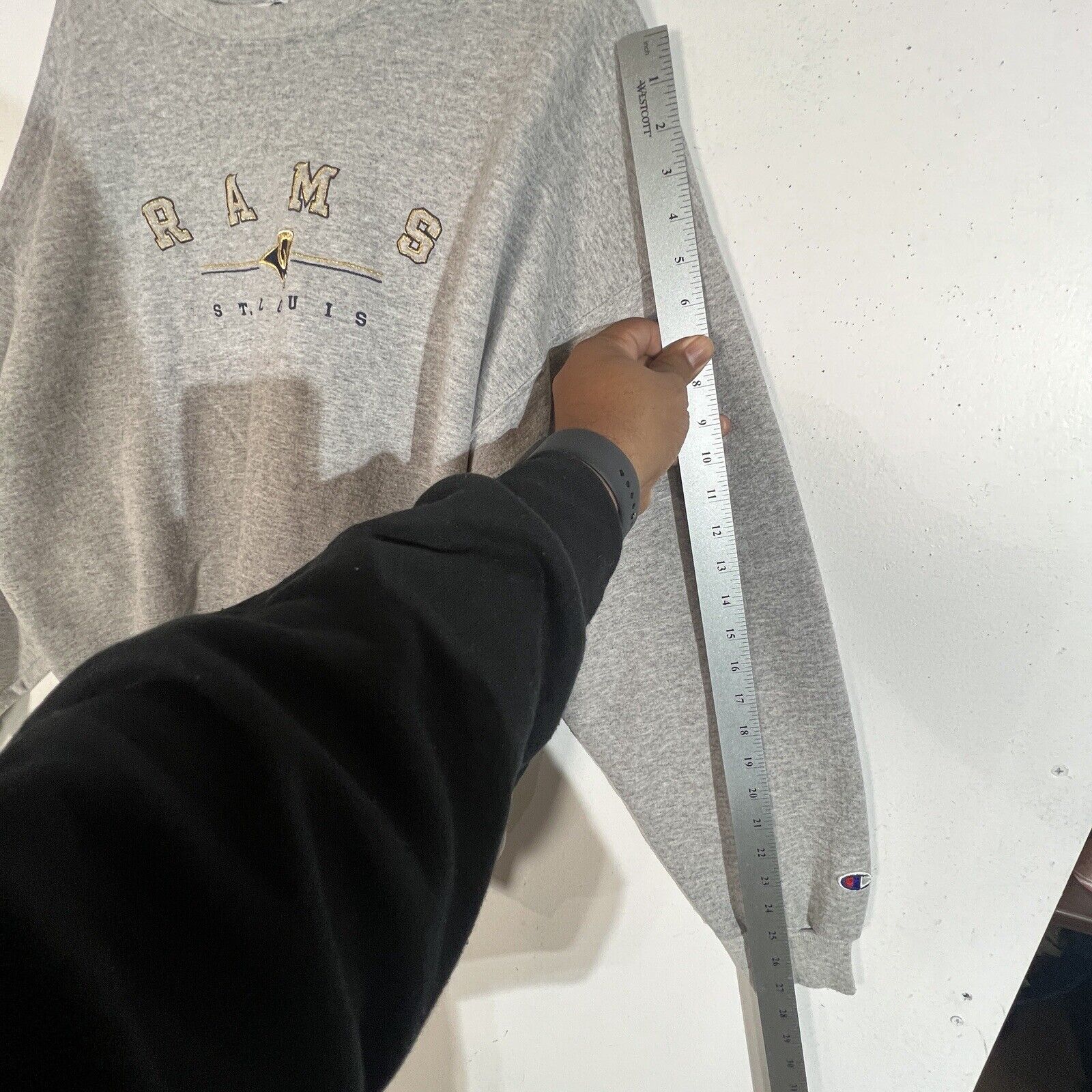 St. Louis Rams Champion Sweatshirt Men's XXL Multicolor Long Sleeve Sweater