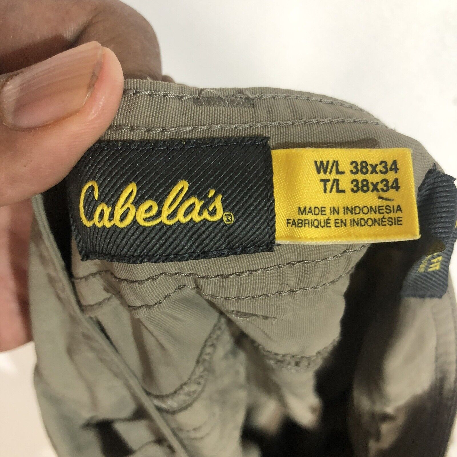 Cabelas Classic Fit Cargo Pants Mens Size 38 Color Tan 