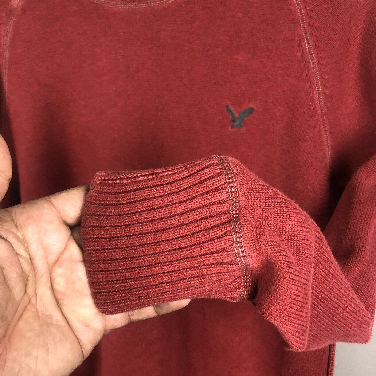 American Eagle Men’s Sweater Size Medium Red Long Sleeve Pullover