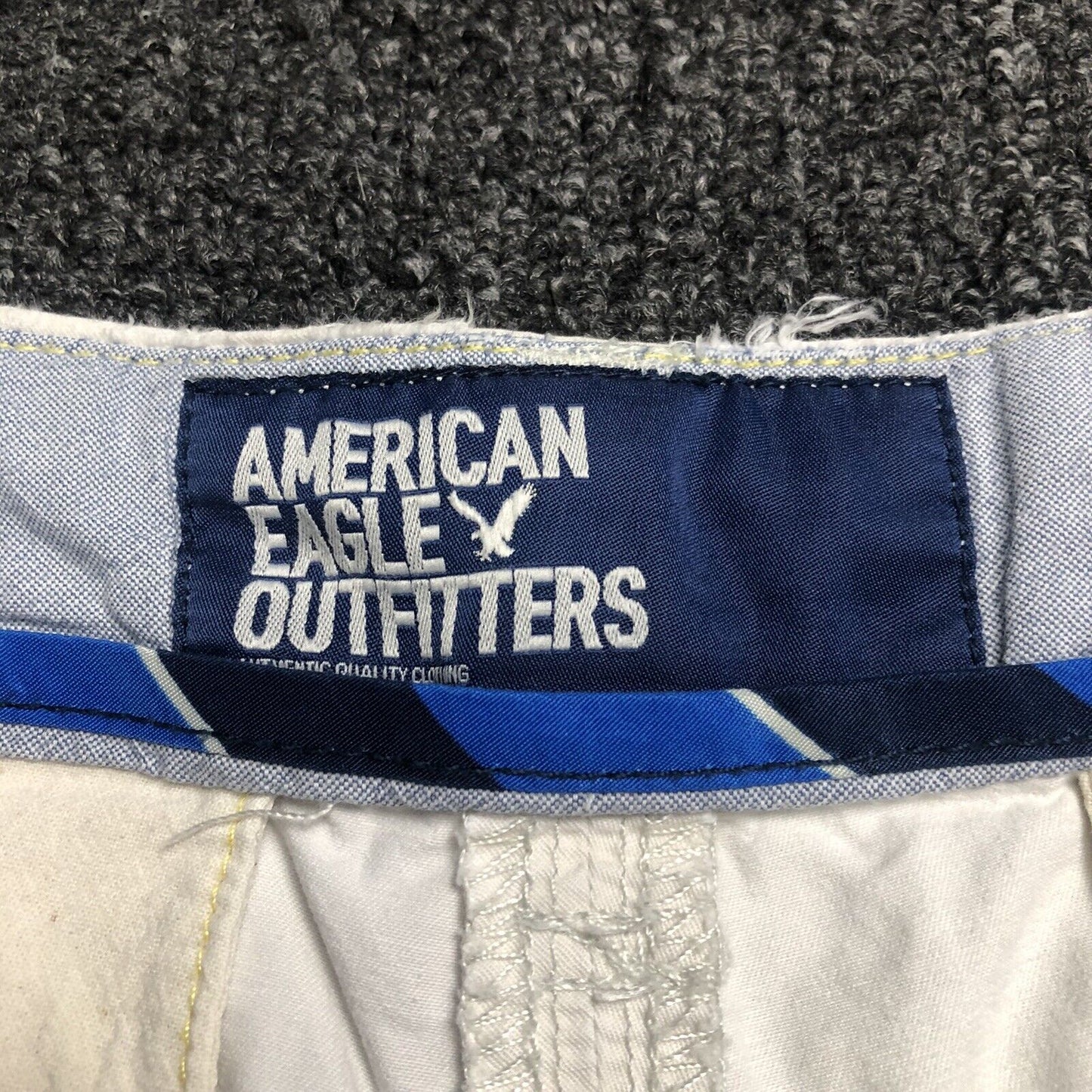 American Eagle Shorts Mens Size 30 Color Khaki. 1303300