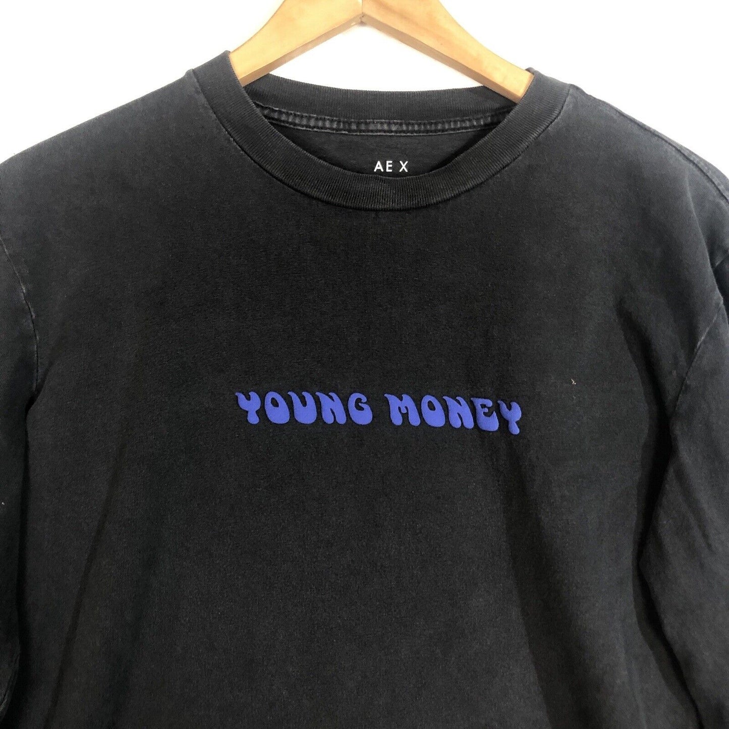 American Eagle Young Money T-shirt Men’s Size Small Multicolor Long Sleeve