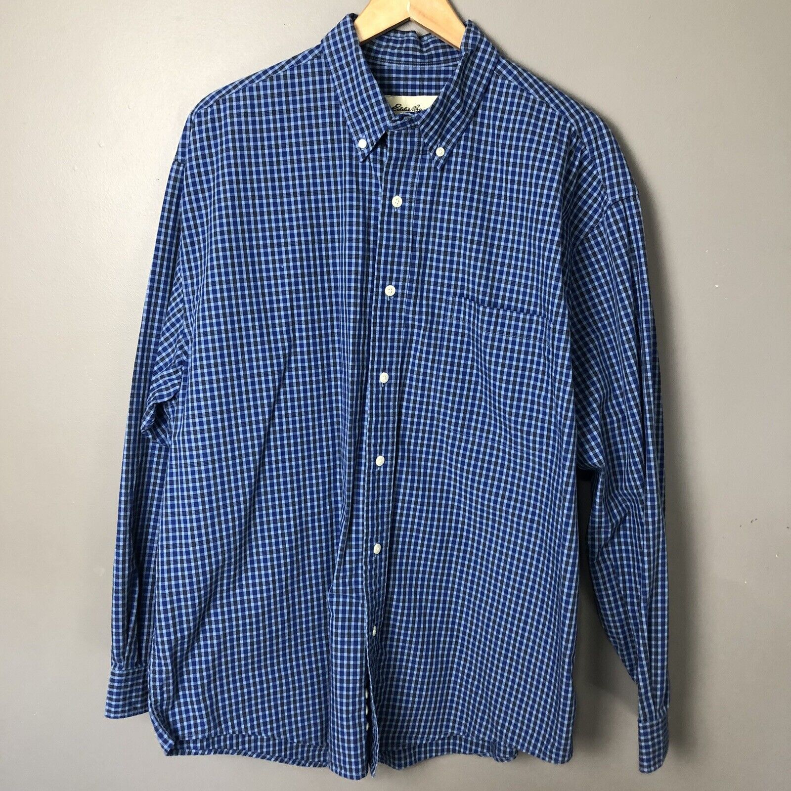 Eddie Bauer Men’s Button Up Shirt Size L Blue Long Sleeve Casual