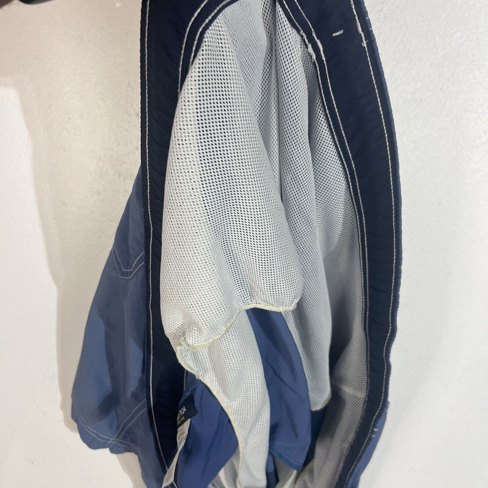 Nautica Swim Trunks Men’s Size XXL Color Blue (Lined)