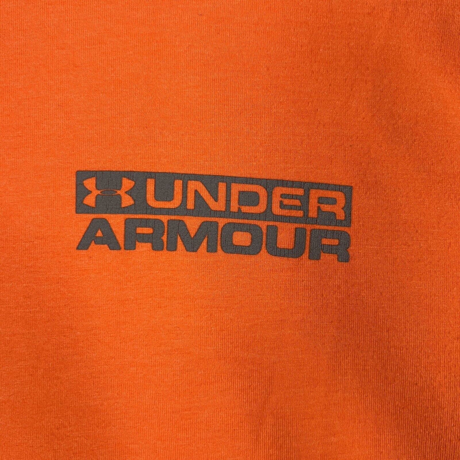 Under Armour T Shirt Men’s Size Medium Color Orange (Pre-Owned) Heat Gear