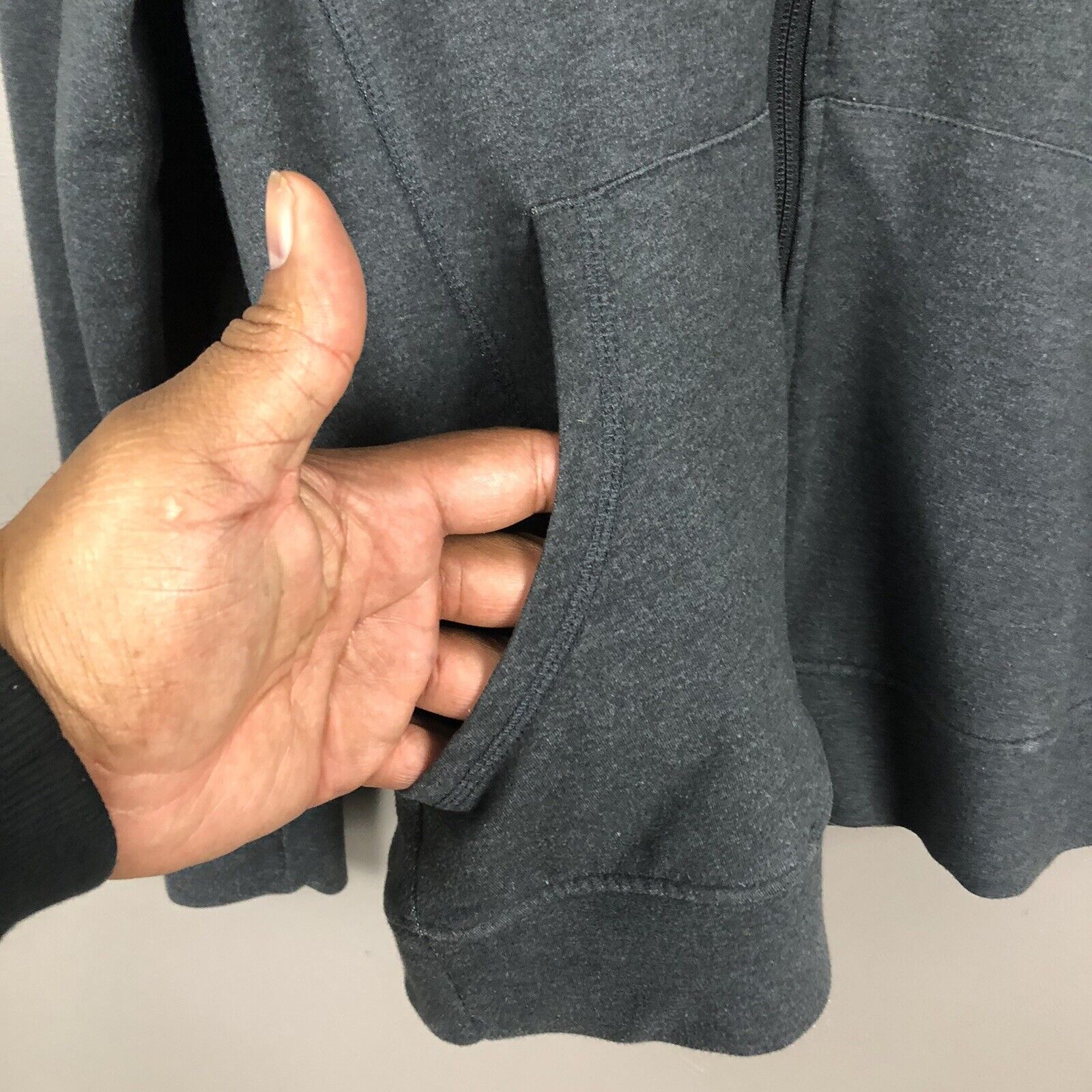Asics Full Zip Women’s Hoodie Size Small Gray Long Sleeve Running