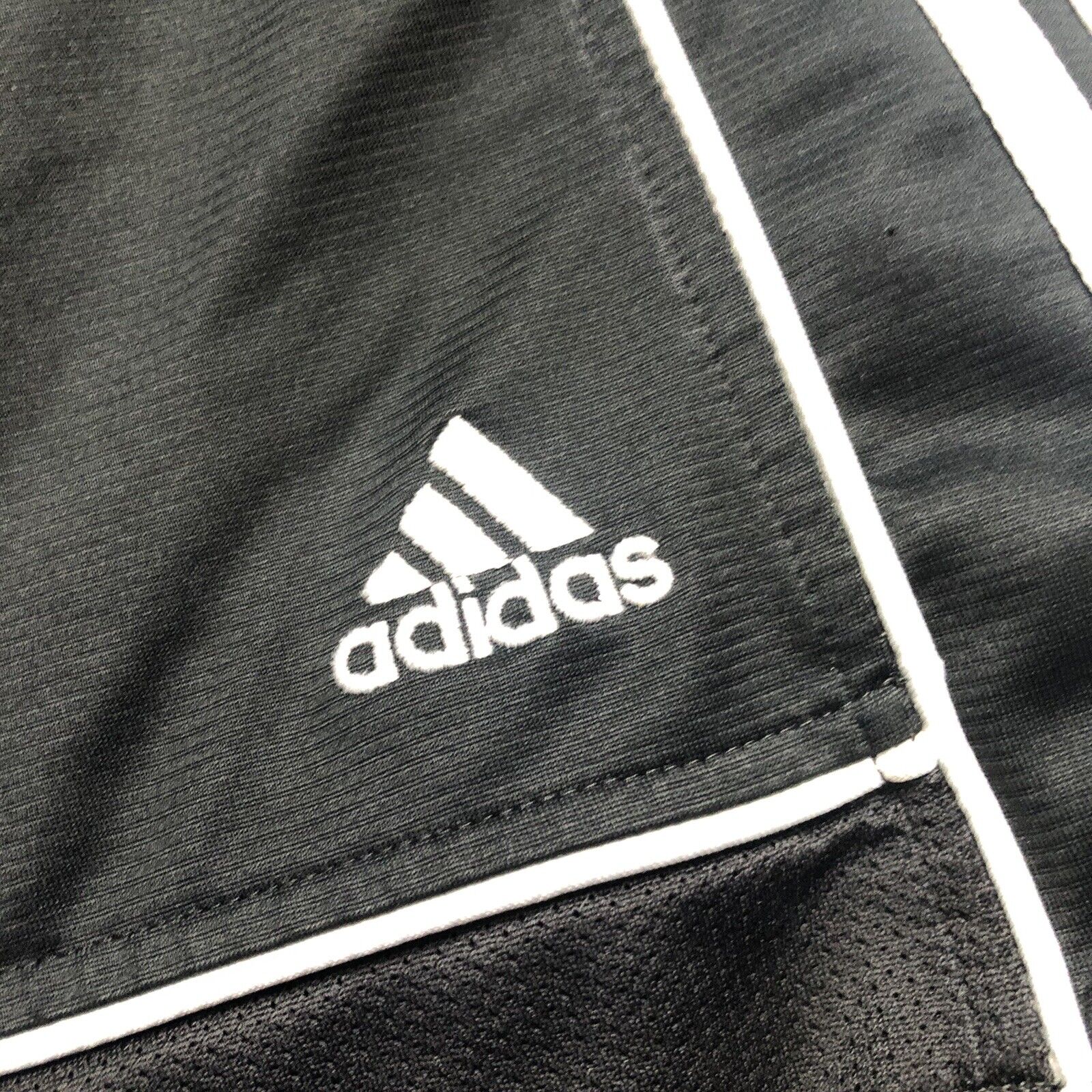 Adidas Shorts Mens Size Large Color Black/White. 1307200