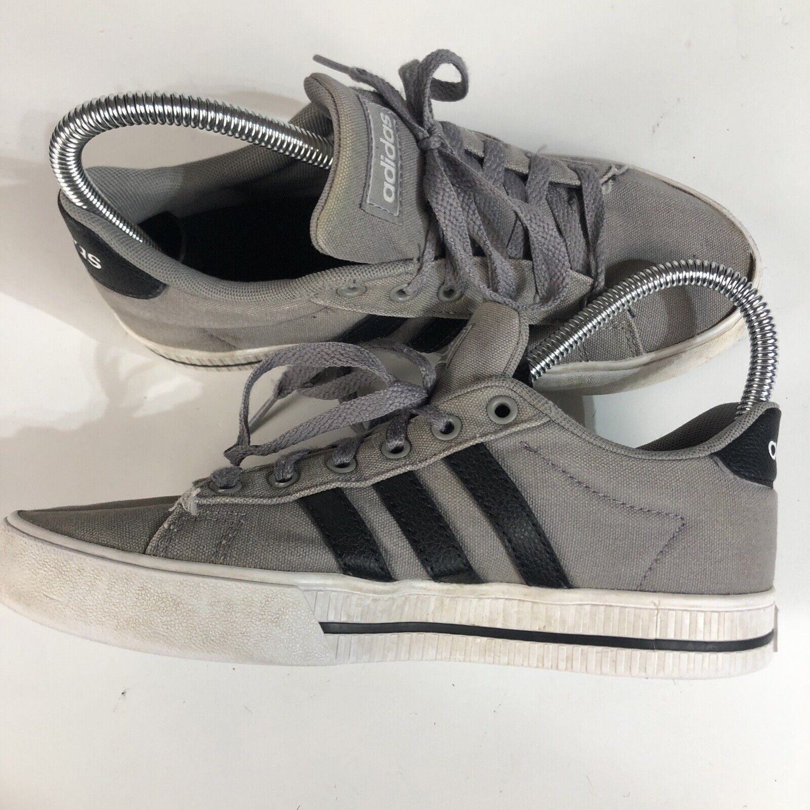 Adidas Sneakers Boy’s Size 4 Color Gray Lace Up